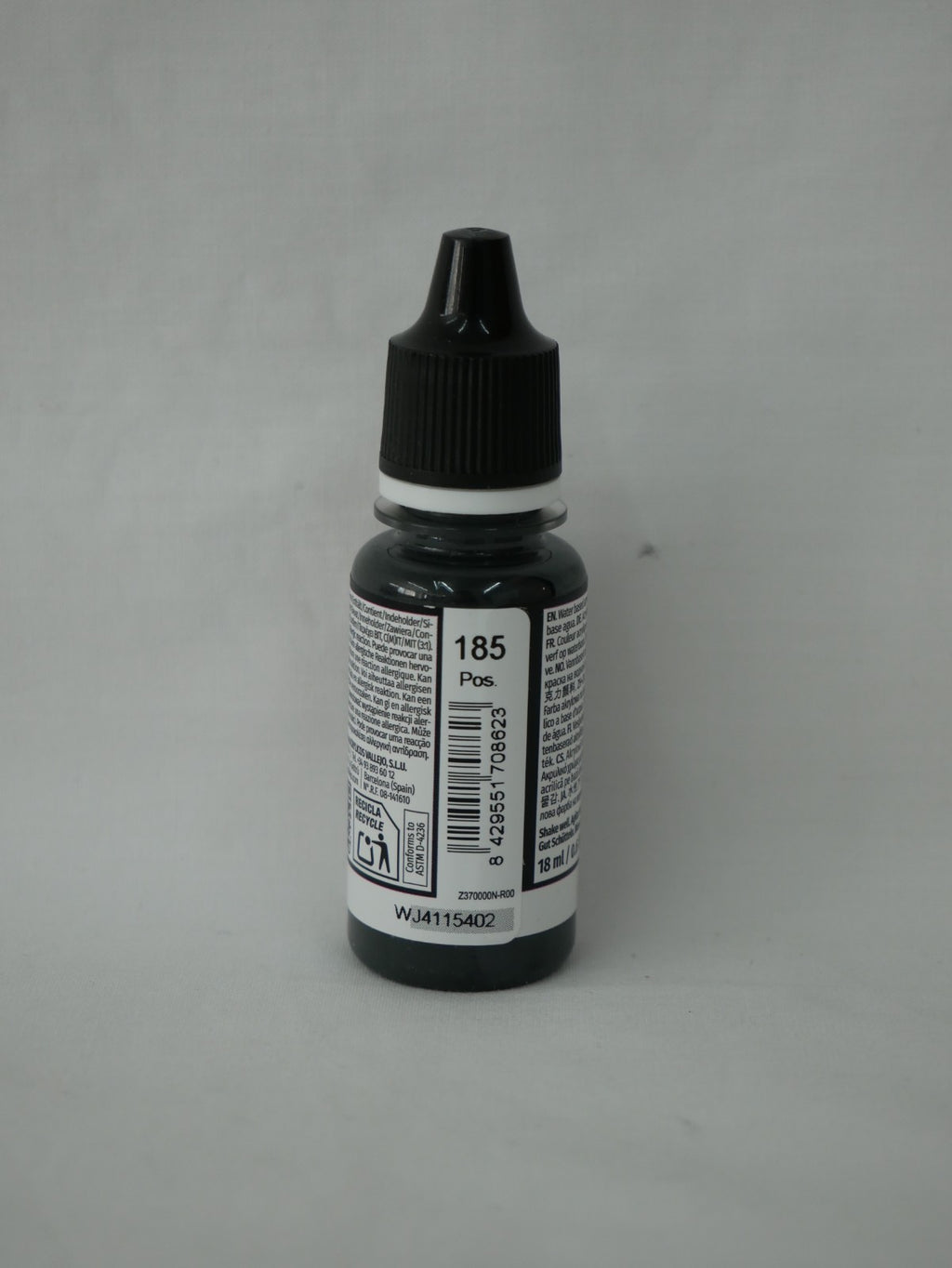 Vallejo Model Color Black Grey Acrylic 18ml/0.60 fl oz Dropper Bottle - 70.862
