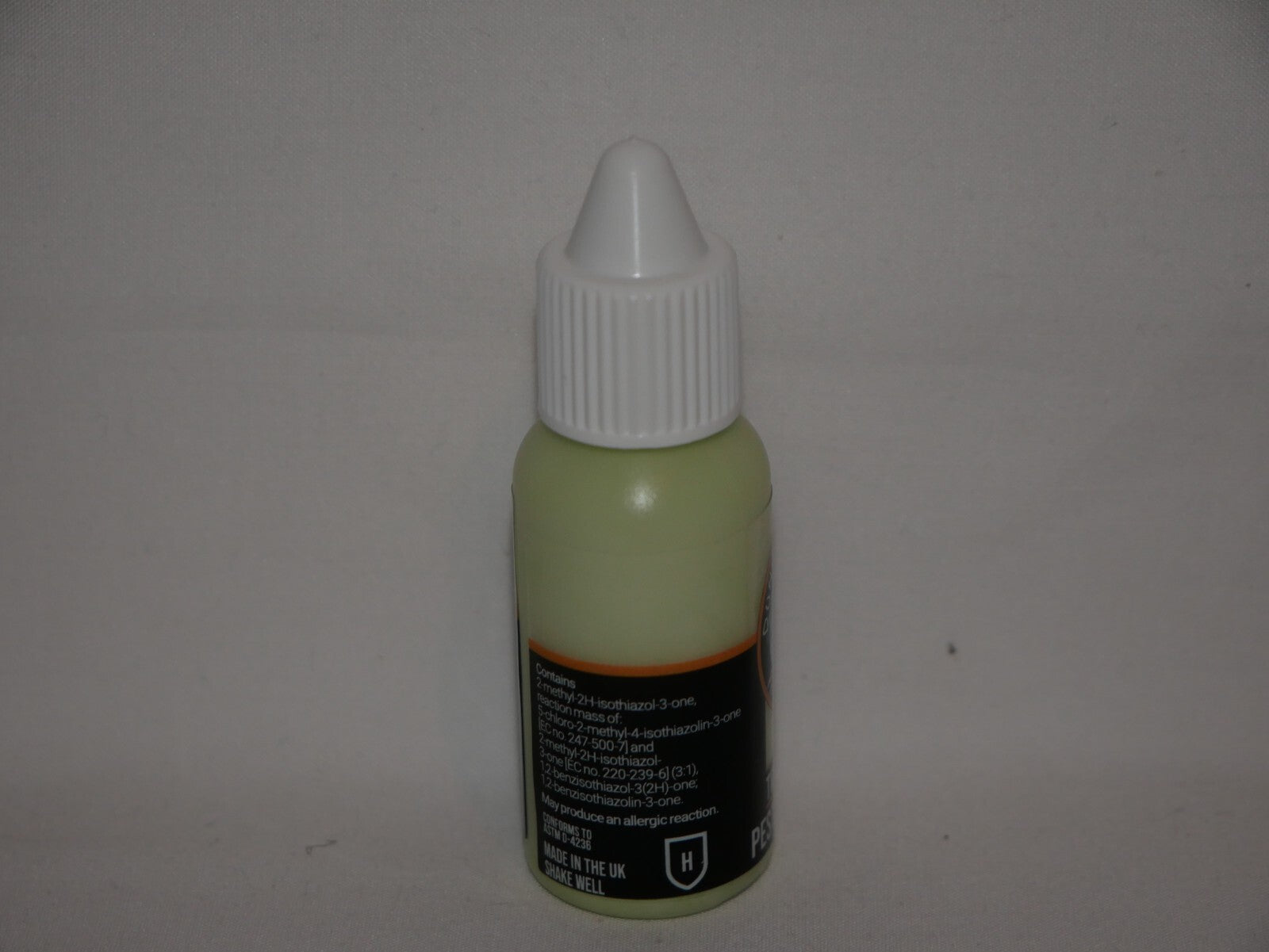 Duncan Rhodes Painting Academy Two Thin Coats Pestilence Green 15ml Bottle 10138