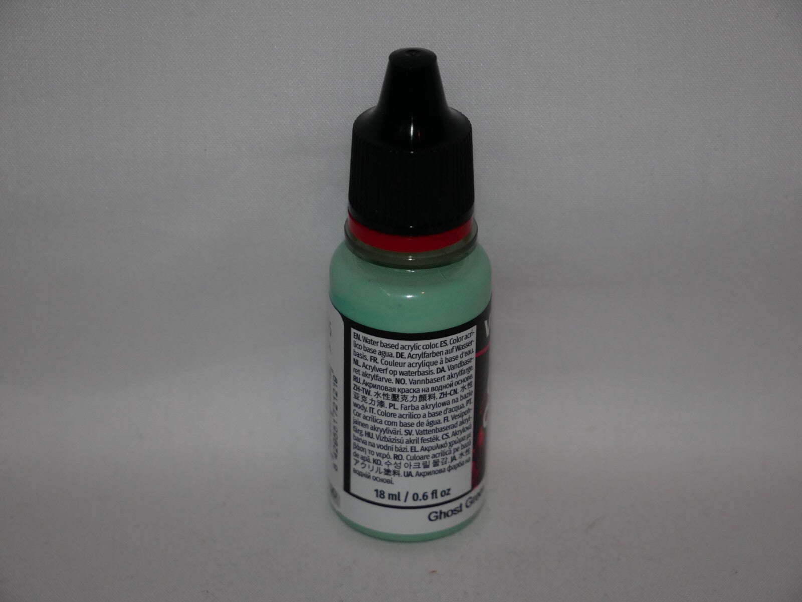 Vallejo Game Color Acrylics Ghost Green 18ml/0.6 fl oz Dropper Bottle - 72.121