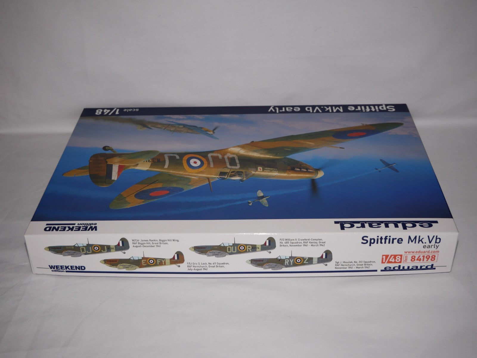 Eduard 1:48 Scale WWII Supermarine Spitfire Mk.Vb Early Weekend Edition - 84198