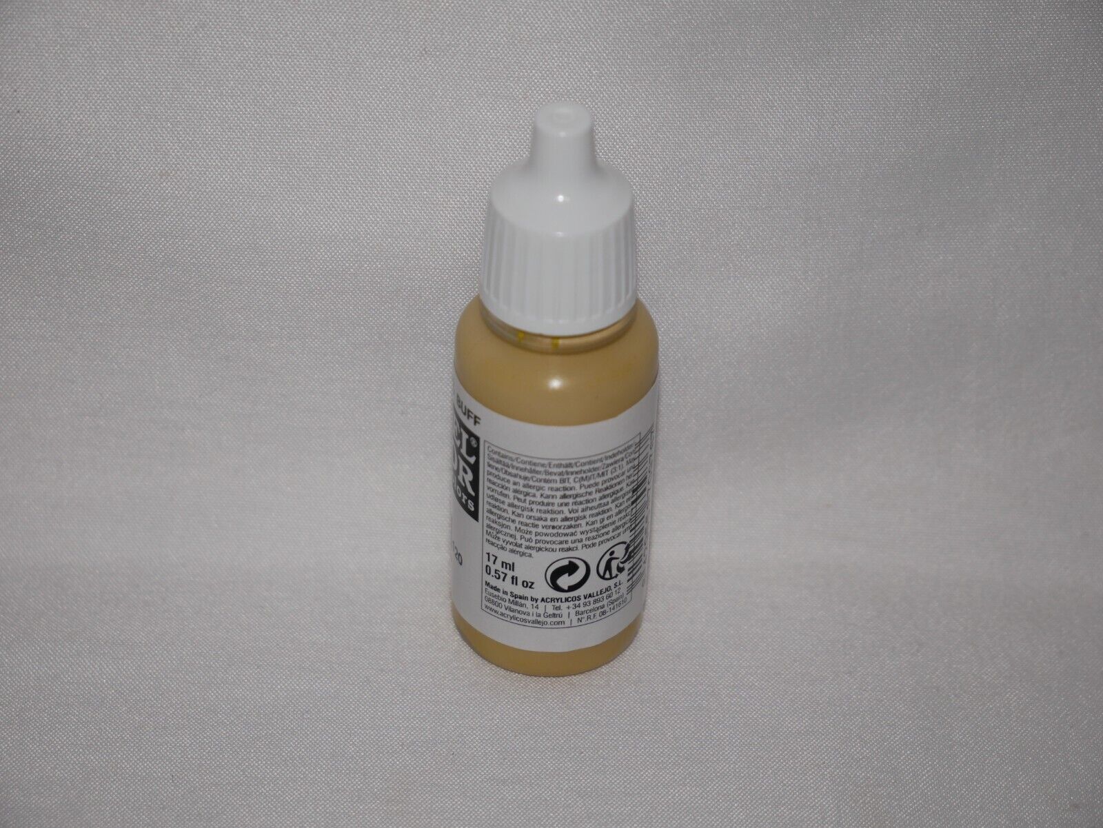 Vallejo Model Color Buff Acrylic 17ml/0.57 fl oz Dropper Bottle 70.976