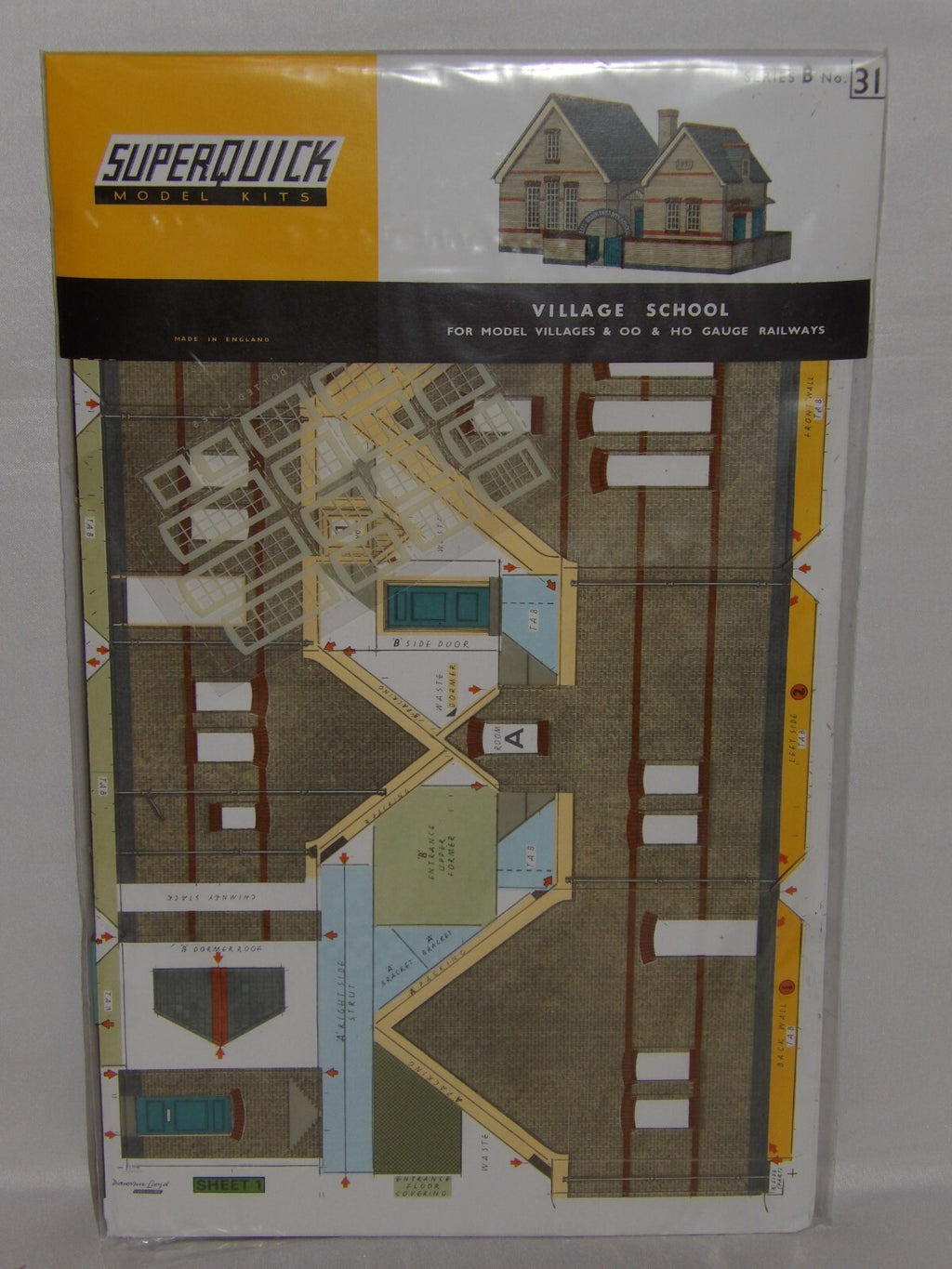 Superquick Model Kits 1:76 Scale Village School Scaled For "HO/OO" - SQB31