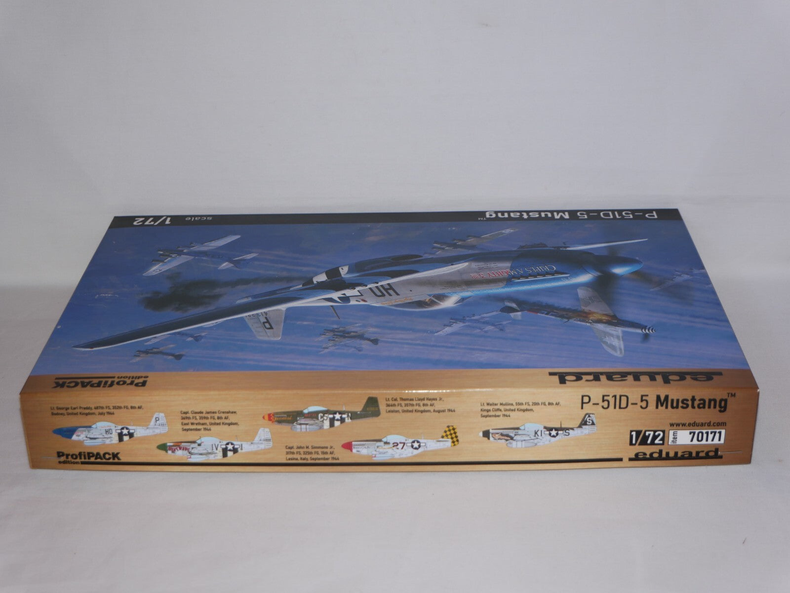 Eduard 1:72 Scale North American P-51D-5 Mustang ProfiPACK Edition Kit - 70171