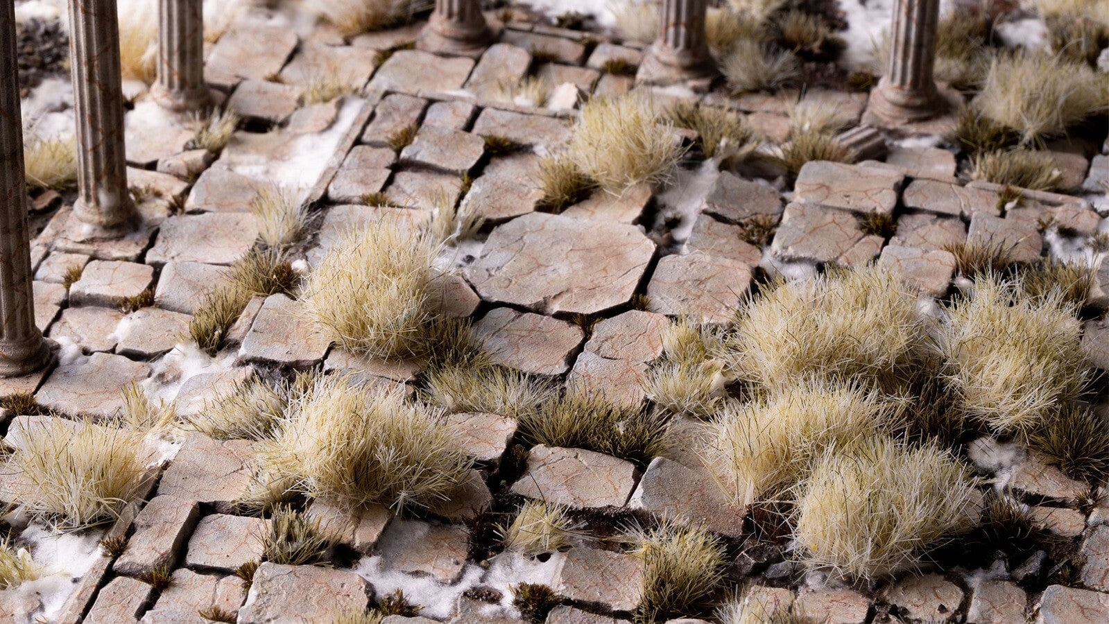 Gamers Grass Wild Winter XL 12mm Tufts For Wargaming Bases (36) Per Pack GG12-W