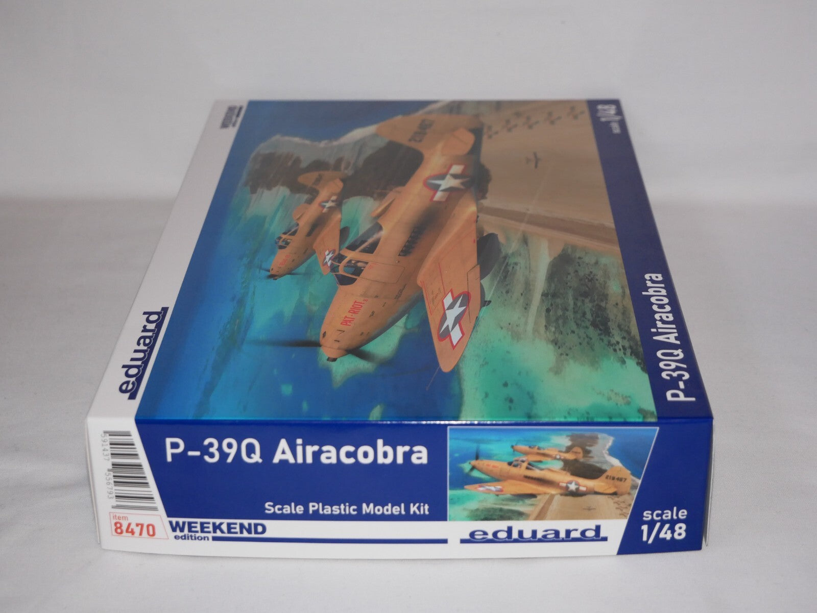 Eduard 1:48 Scale WWII Bell P-39Q Airacobra Weekend Edition Plastic Kit - 8470