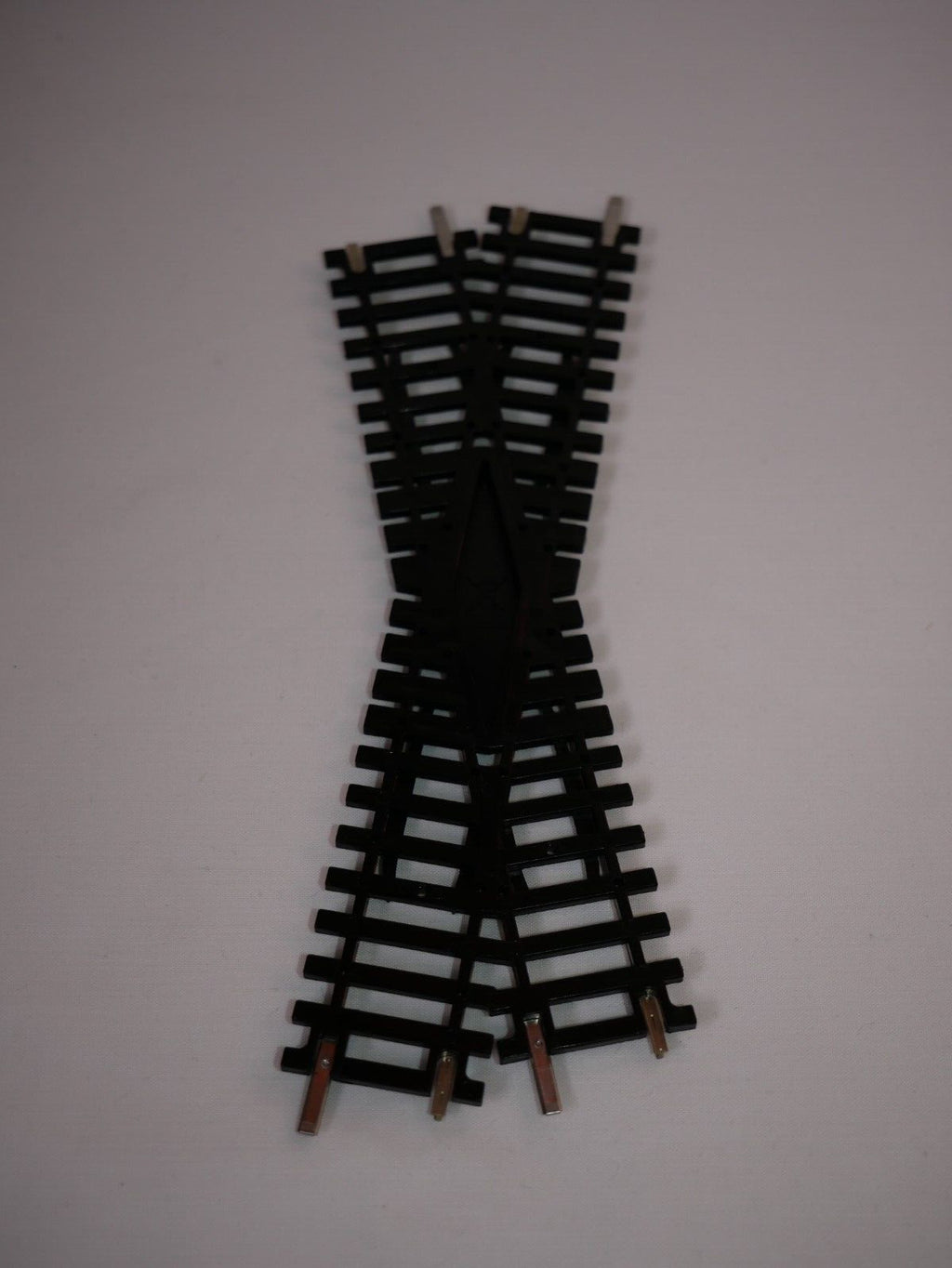 Hornby 1:76 Model Railway Track Single Piece Left Hand Diamond Crossing - R614