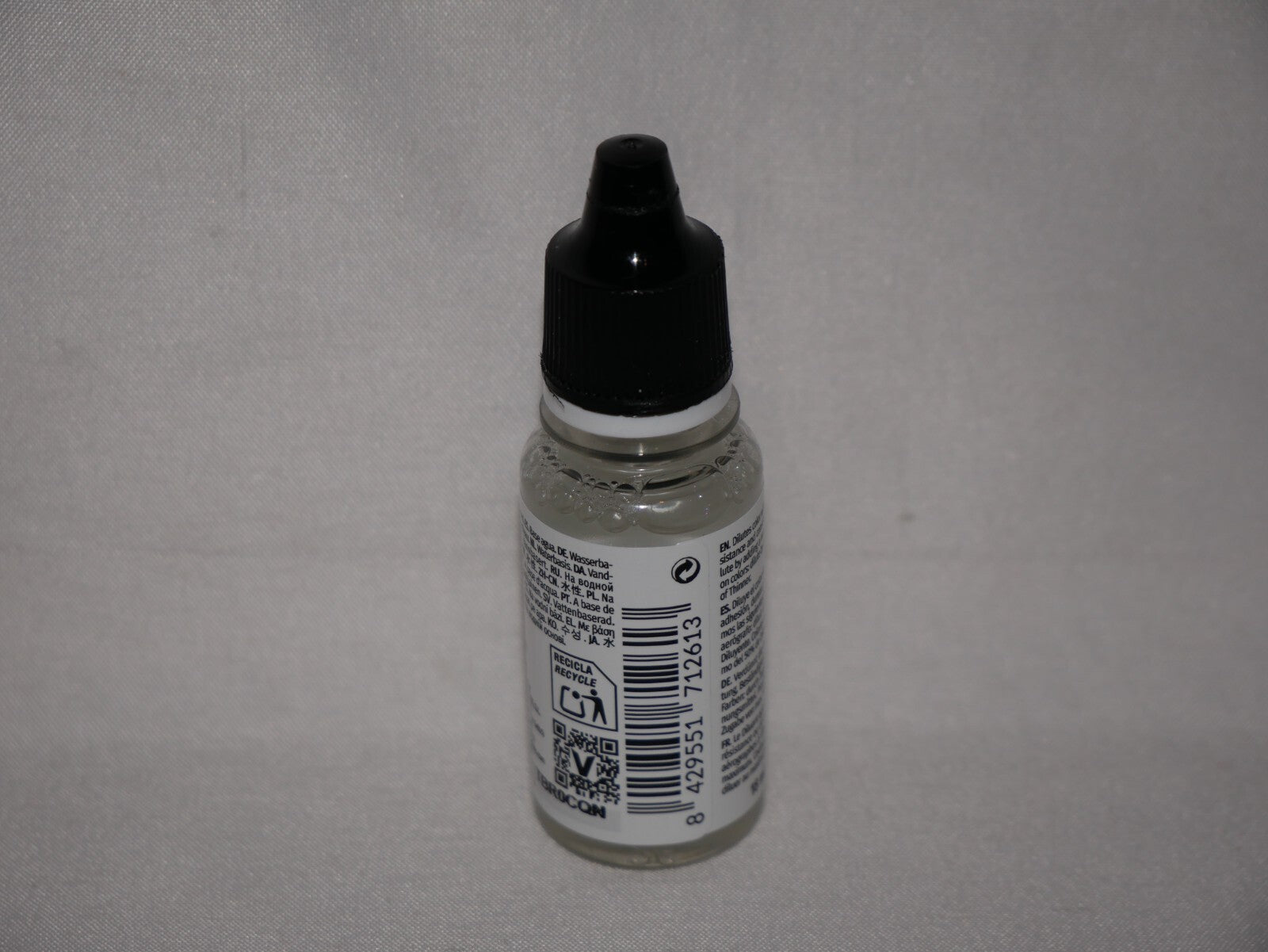 Vallejo Auxiliary Products Airbrush Thinner 18ml Dropper Bottle - 71.261