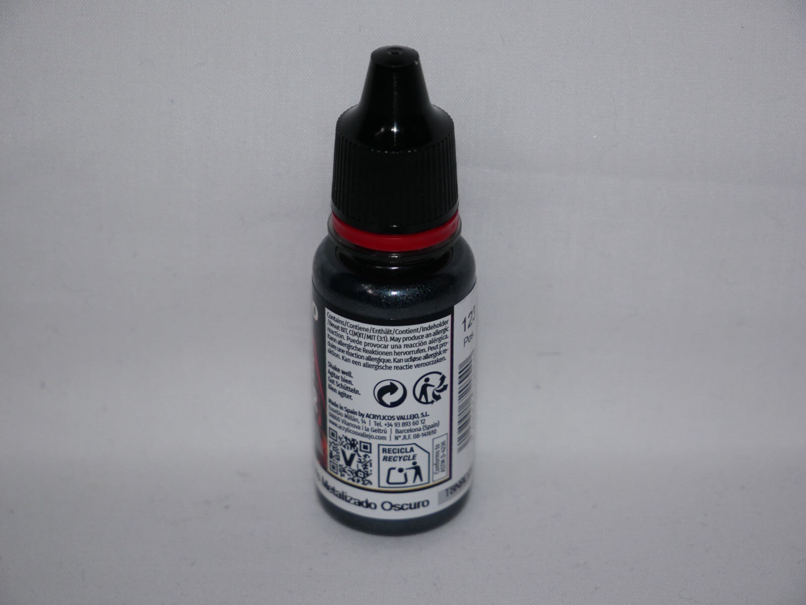 Vallejo Game Color Acrylic Metallics Dark Gunmetal 18ml Dropper Bottle - 72.054