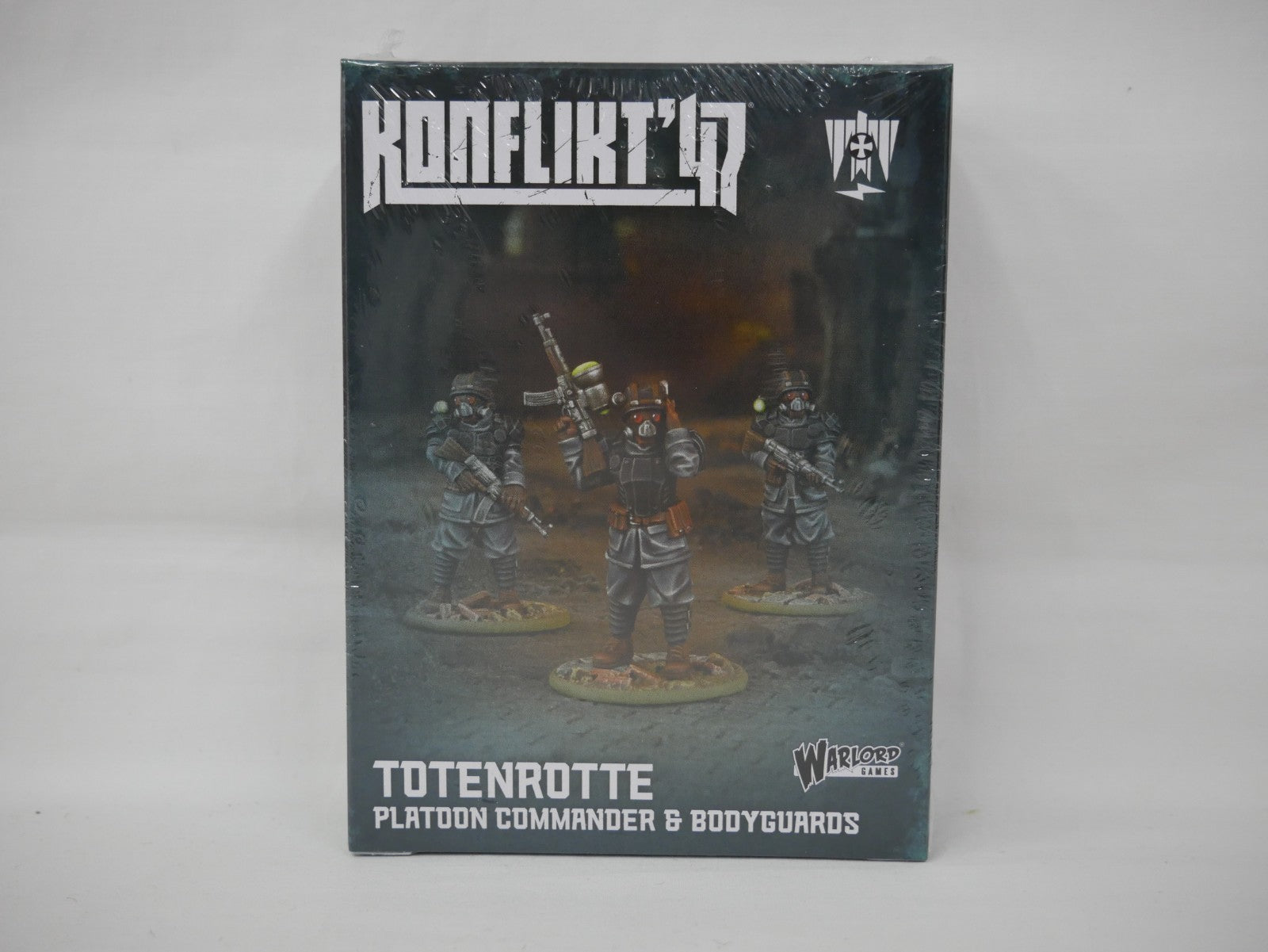 Warlord Games Konflikt 47 1:56 Scale Totenrotte Platoon Commander & Bodyguards - 452410218