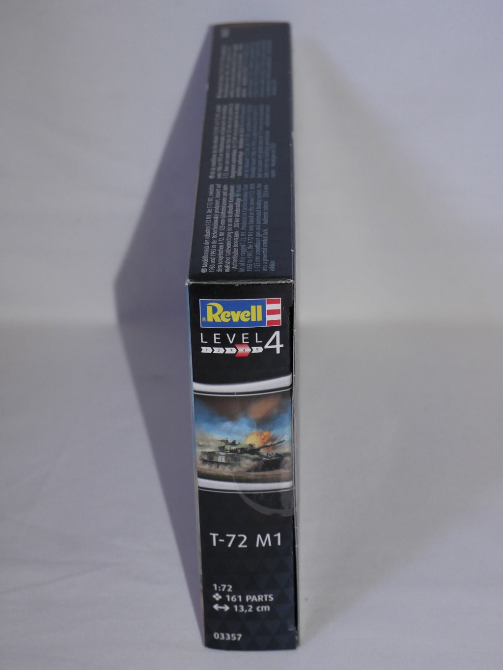 Revell 1:72 Scale T-72 M1 Soviet Main Battle Tank Model Kit Skill Level 4 03357