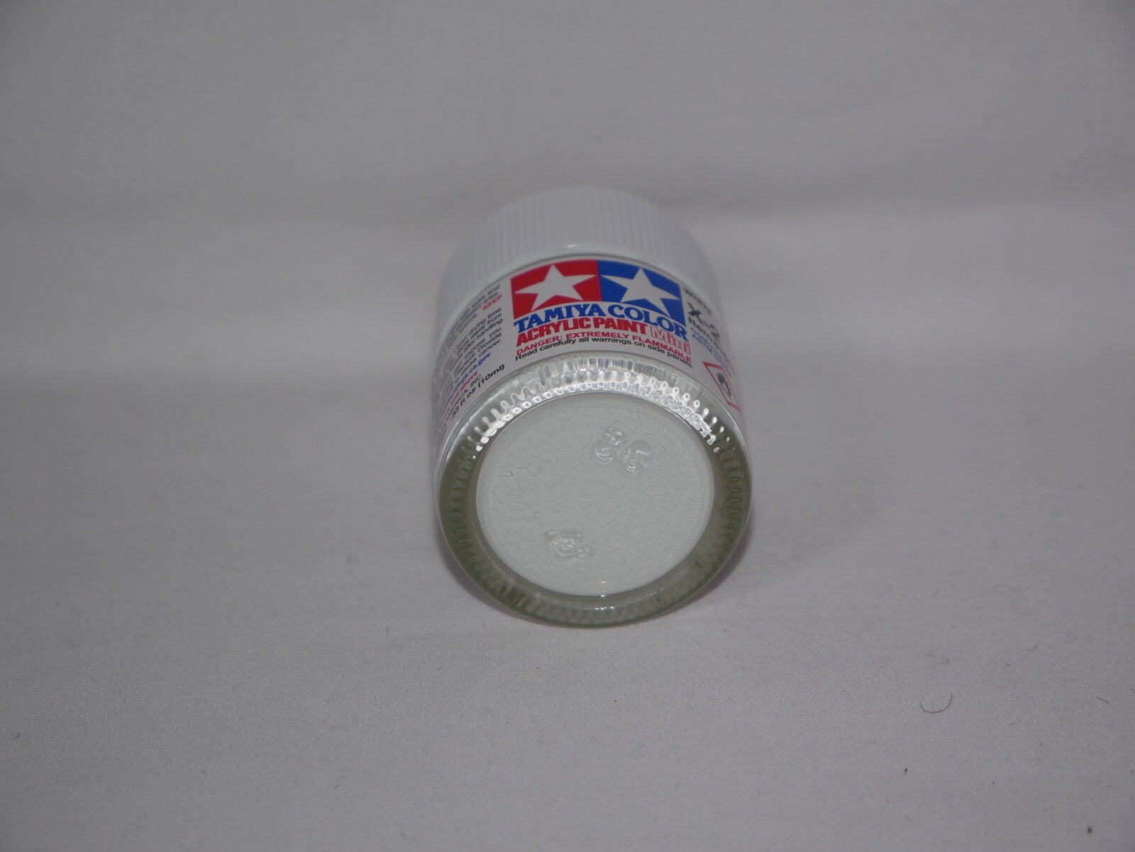Tamiya Color Acrylic Modeling Paint Mini X-2 White 10ml (1/3oz) Glass Jar 81502