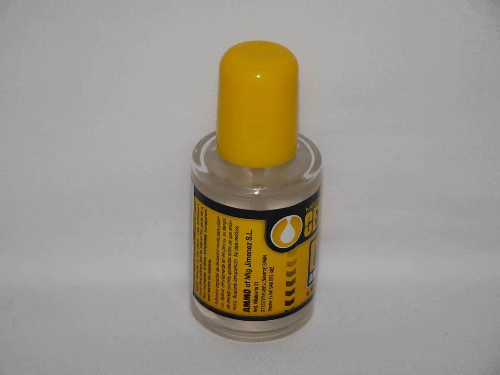 Ammo By Mig Jimenez High-Strength Medium Dense Poly Cement 30ml Jar - A.MIG-2038