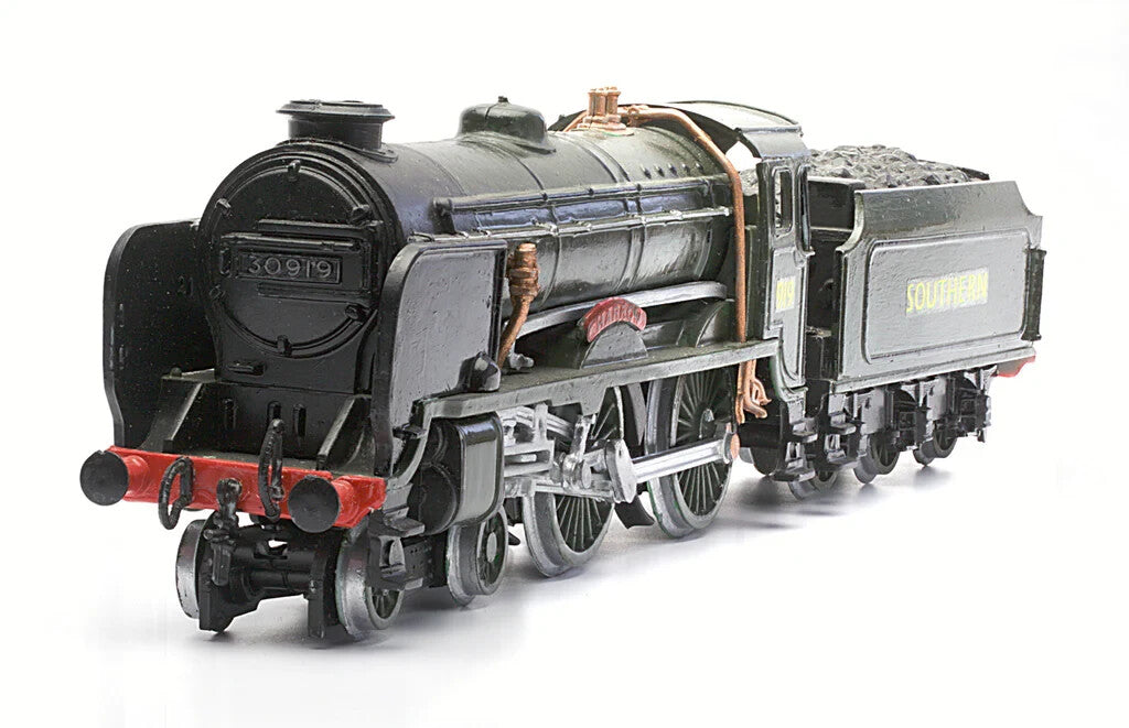 Dapol Kitmaster  "OO/HO" Schools Class Harrow Steam Locomotive C035