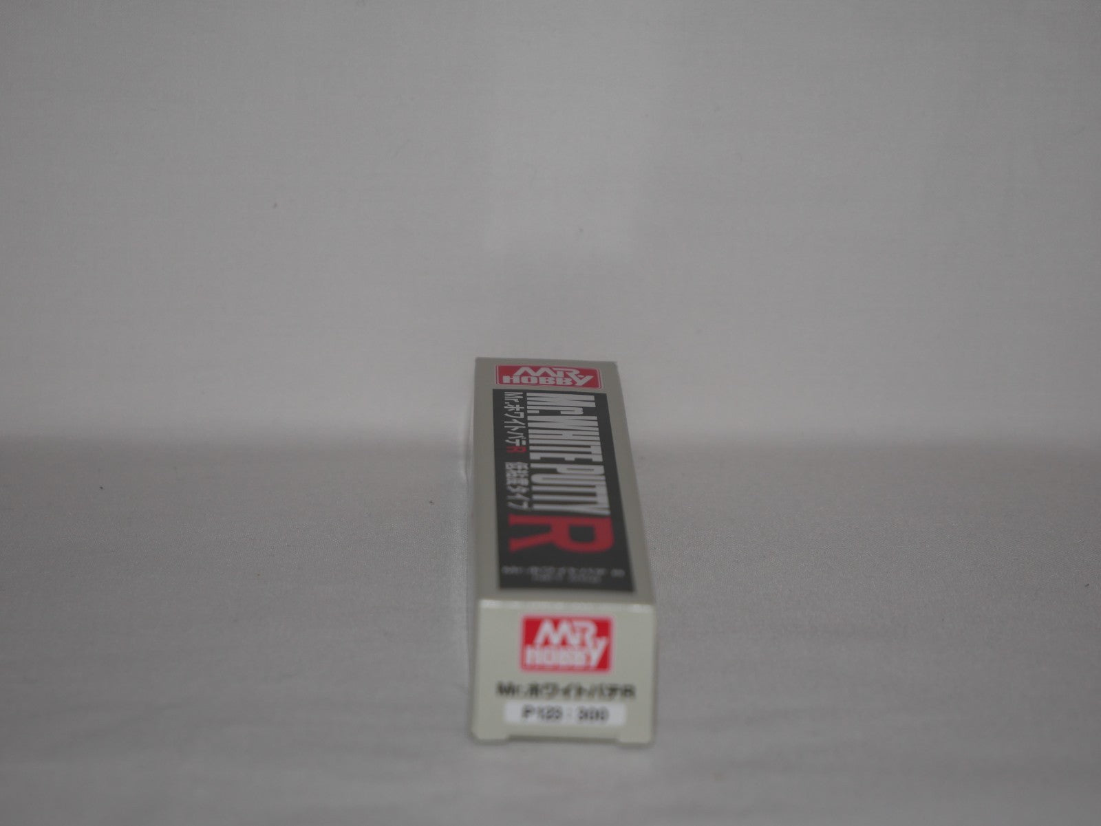 Mr Hobby Mr White R Low Viscosity Lacquer Based Putty 25g Metal Tube - (P-123)