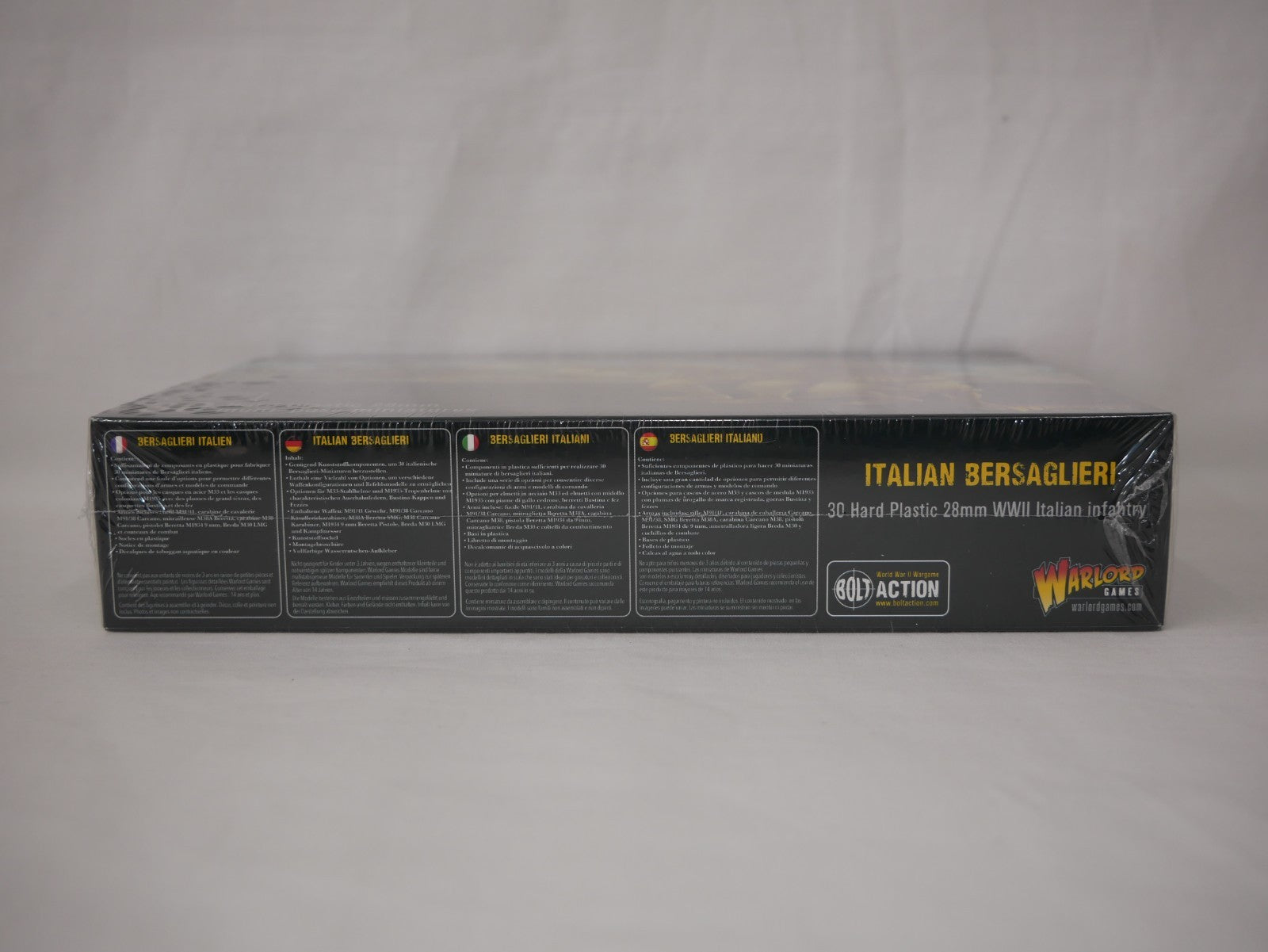 Warlord Games Bolt Action 1:56 Scale WWII Italian Bersaglieri - 402015802