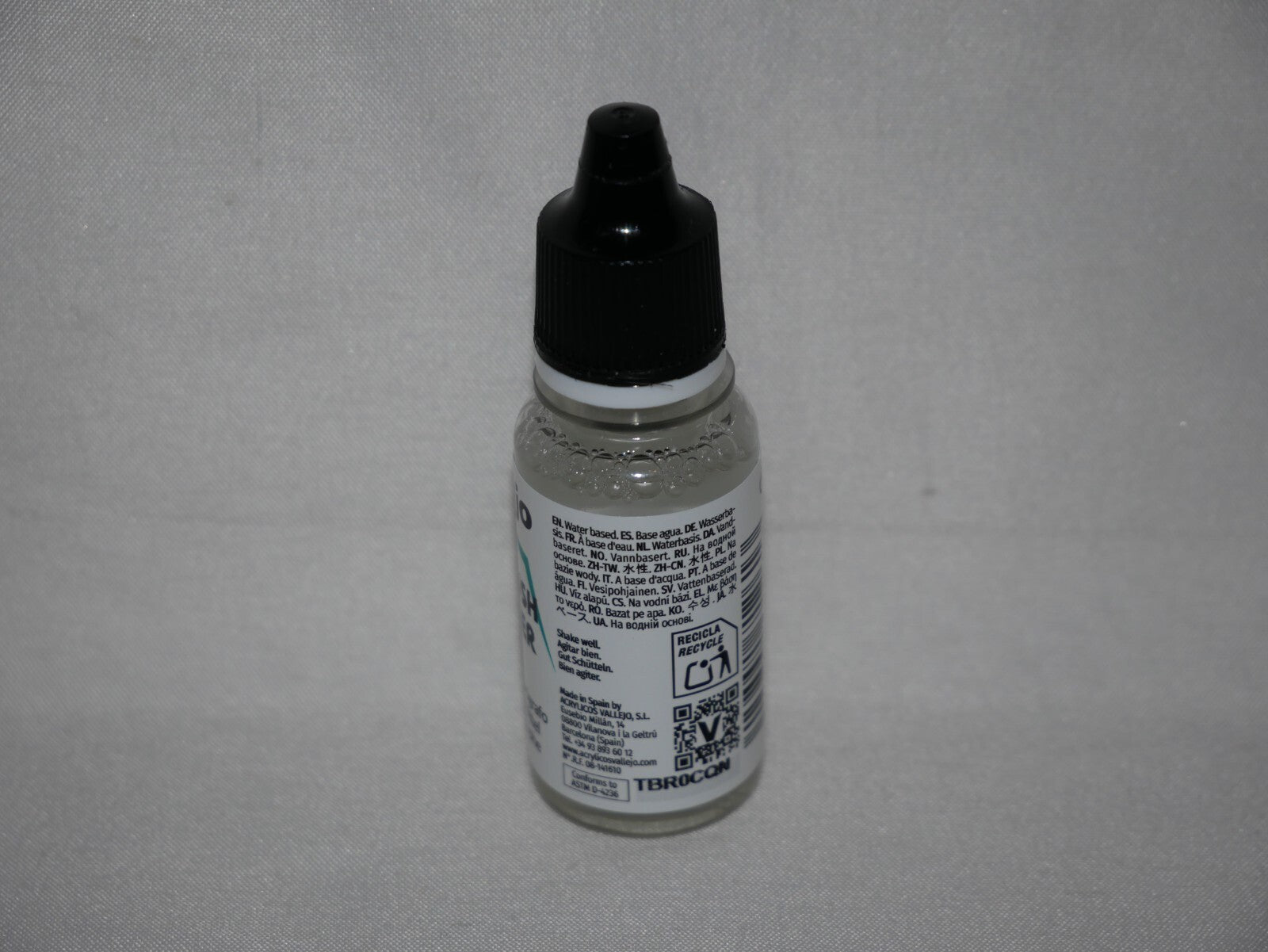Vallejo Auxiliary Products Airbrush Thinner 18ml Dropper Bottle - 71.261