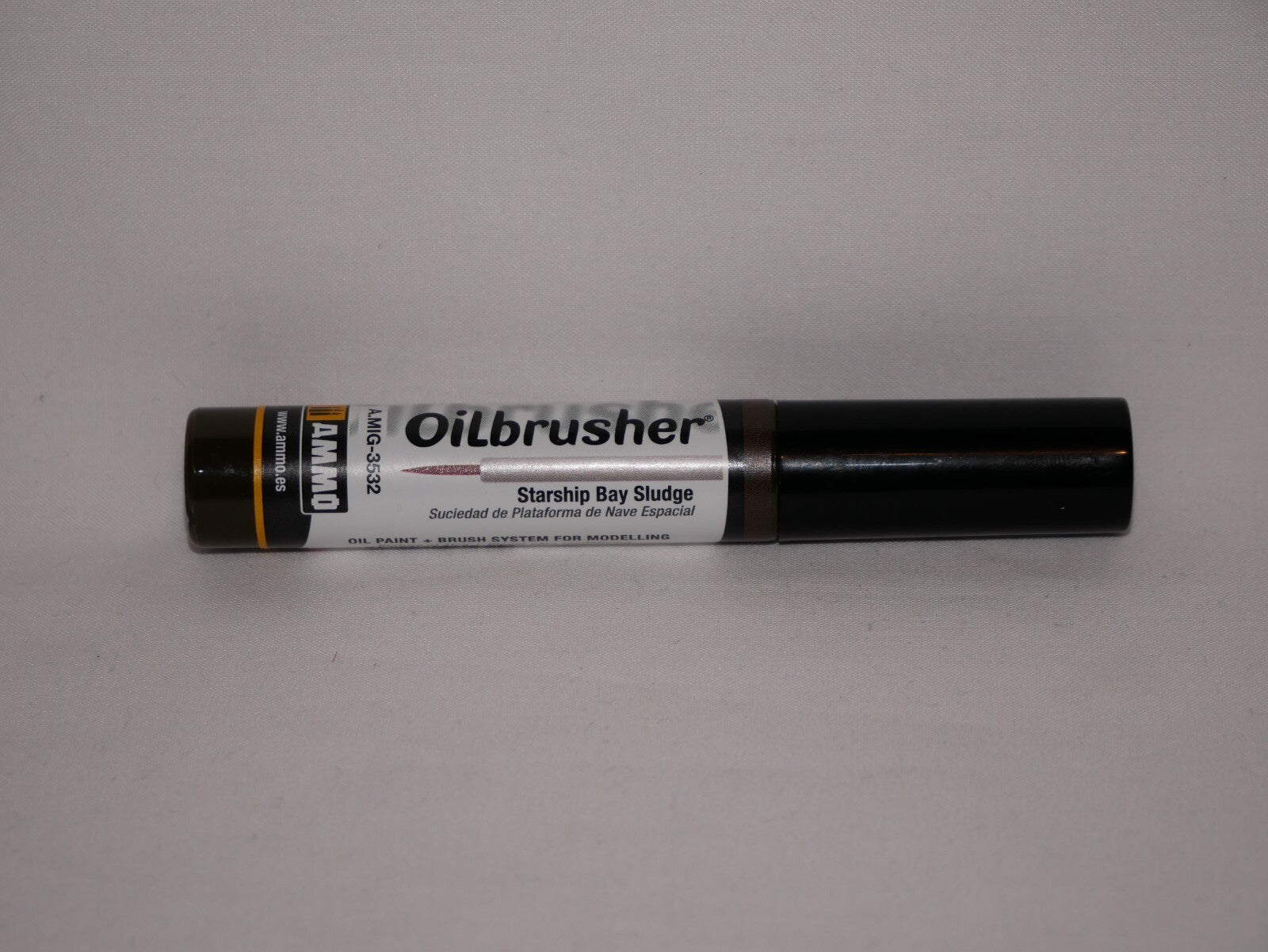 Ammo By Mig Jimenez Starship Bay Sludge Oilbrusher Brush Applicator - A.MIG-3532
