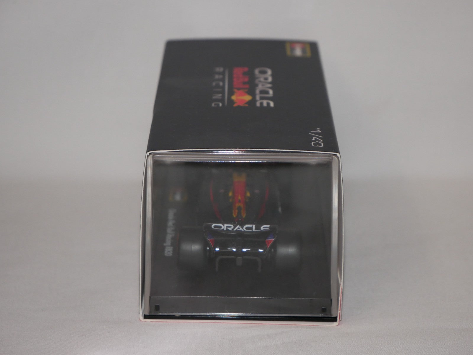 Burago 1:43 Oracle Redbull Racing RB20 Car With Max Verstappen Helmet #18-38098V