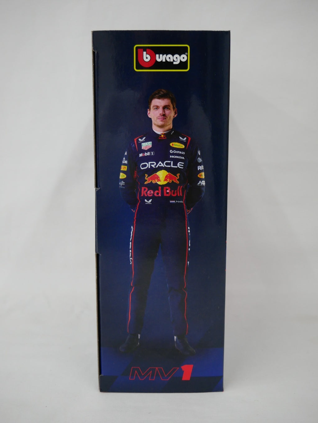 Burago 1:43 Scale Oracle Redbull Racing Formula One Team Pit Pass Diorma Playset - #18-38459V