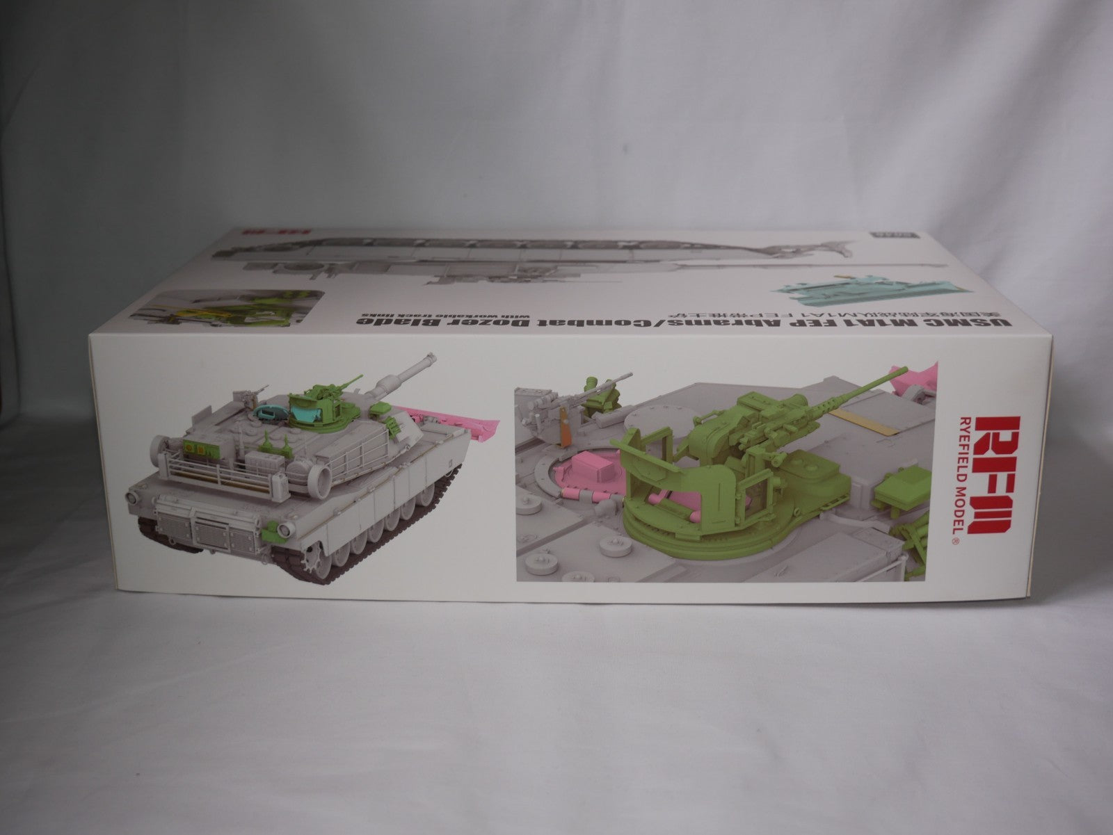 Ryefield Model 1:35 Scale USMC M1A1 FEP Abrams Tank With Combat Dozer Blade 5048