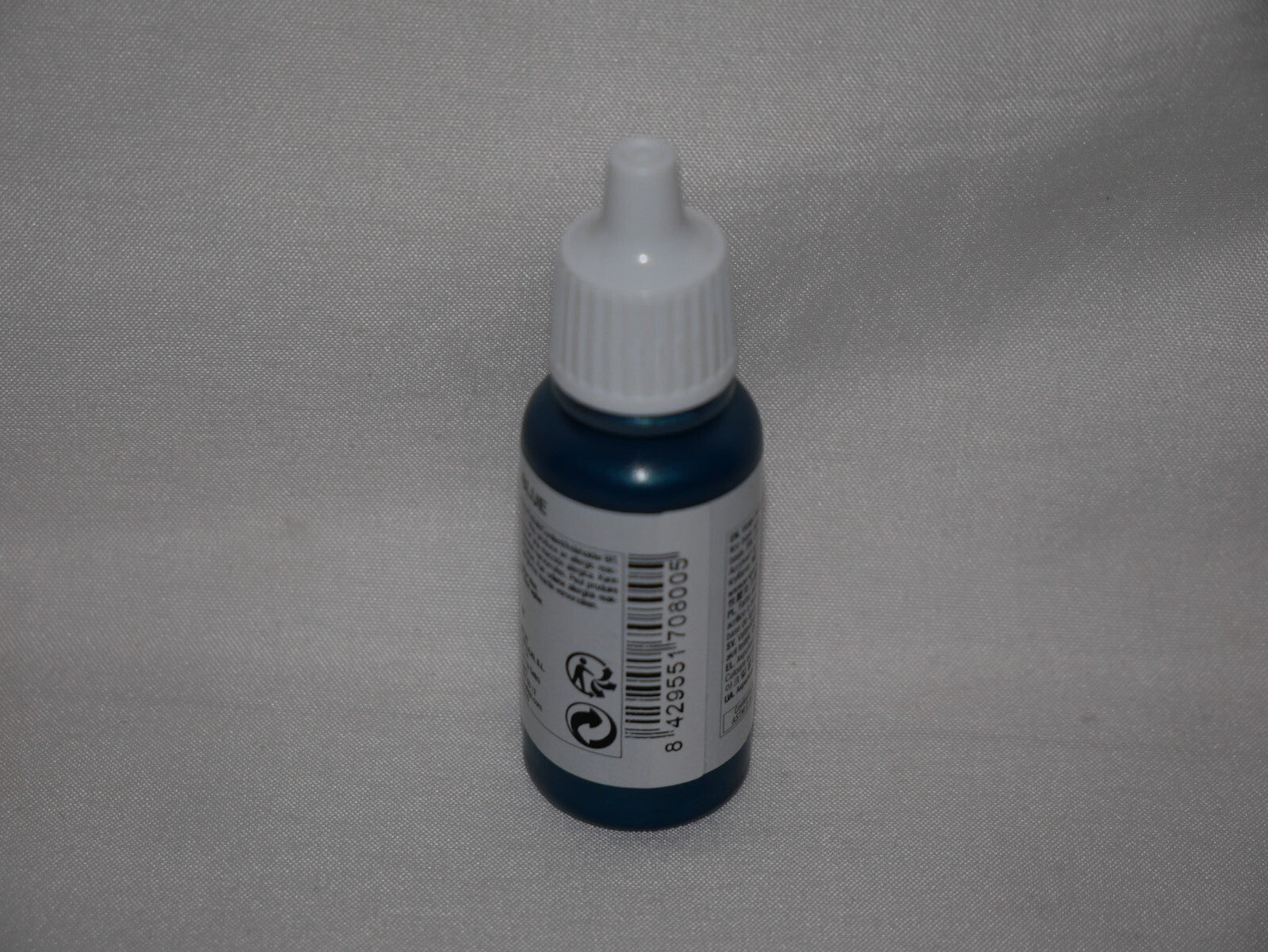 Vallejo Model Color Gunmetal Blue Acrylic 17ml/0.57 fl oz Dropper Bottle 70.800