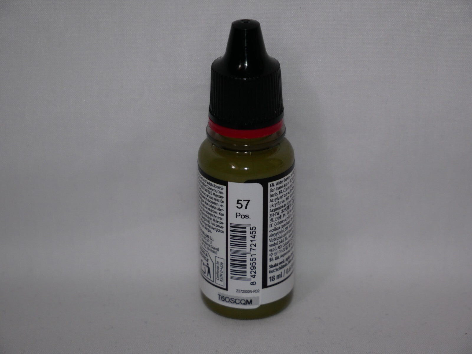 Vallejo Game Color Acrylic Range Dirty Grey 18ml/0.6 fl oz Dropper Bottle 72.145
