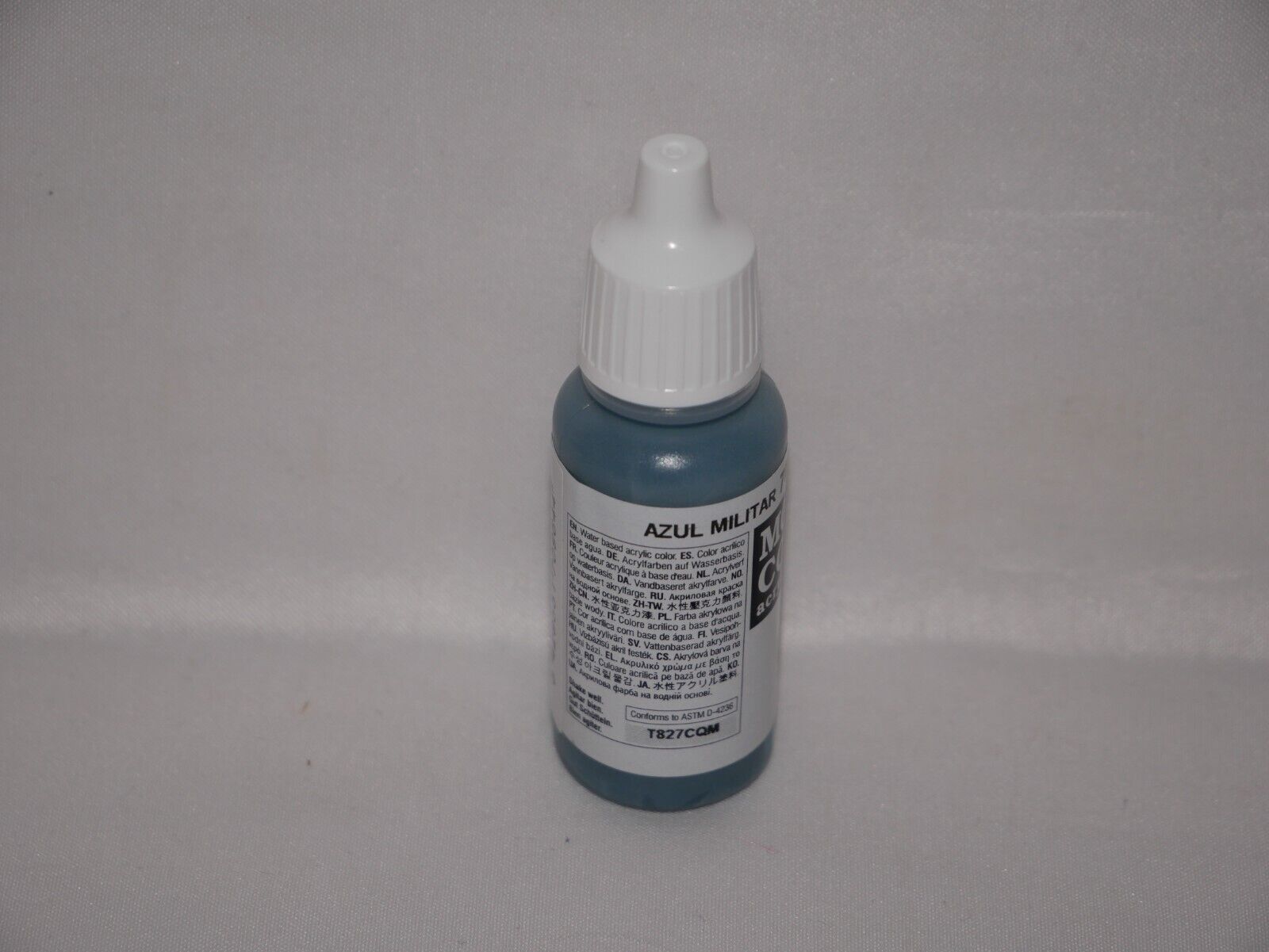 Vallejo Model Color Field Blue Acrylic 17ml /0.57 fl oz Dropper Bottle - 70.964