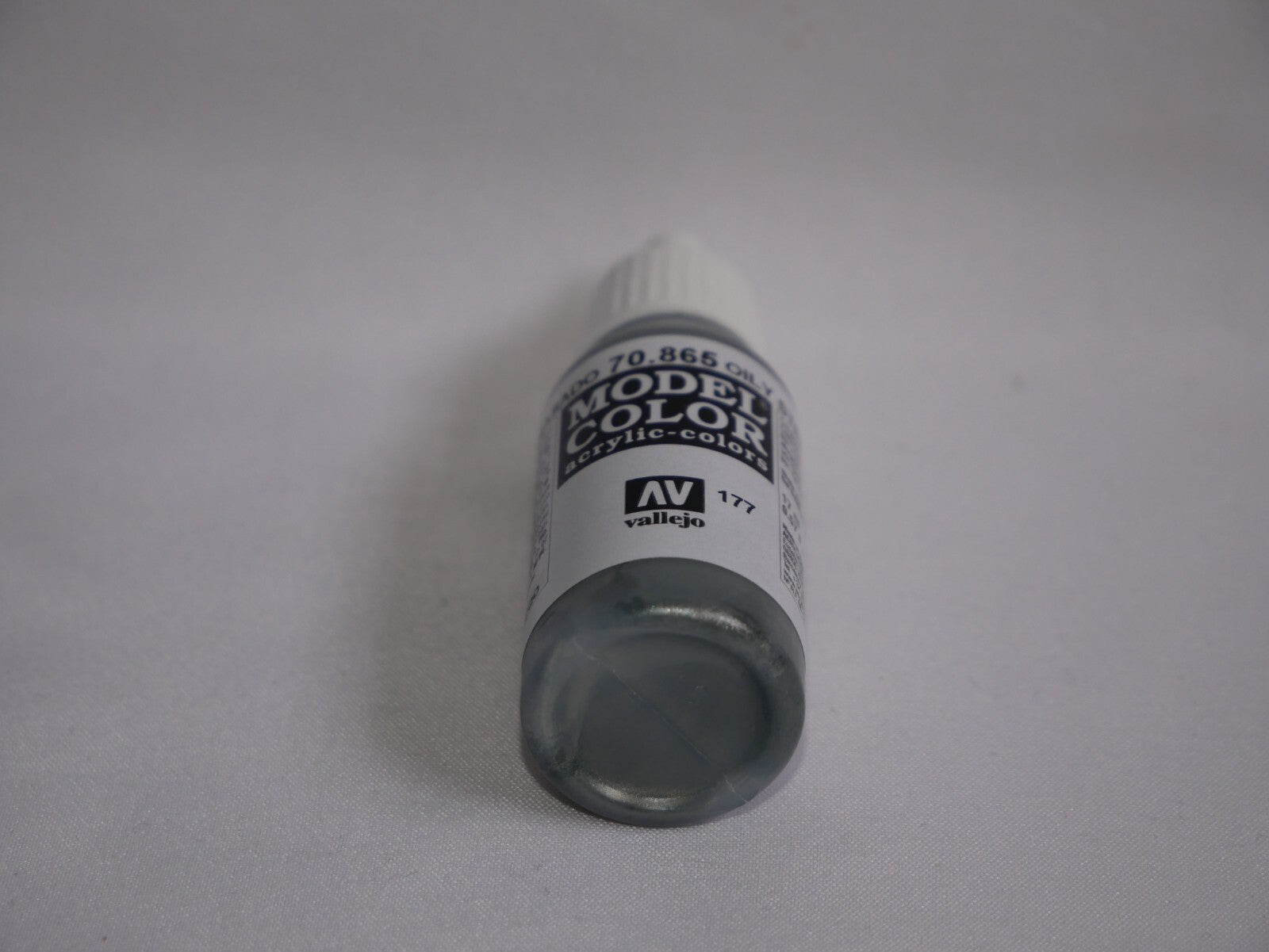 Vallejo Model Color Oily Steel Metallic Acrylic 17ml Dropper Bottle - 70.865
