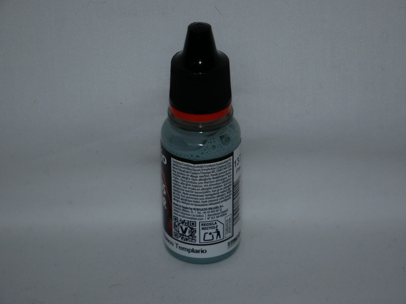 Vallejo Xpress Color Acrylics Templar White 18ml/0.6 fl oz Dropper Bottle 72.401