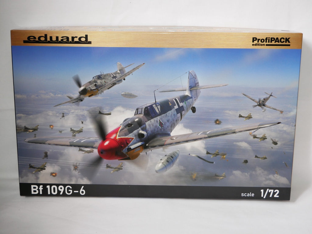 Eduard 1:72 Scale Plastic Kit Messerschmitt Bf 109G-6 ProfiPACK Edition - 70159