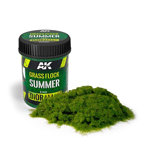 AK Interactive Diorama Series 2mm Summer Grass Flock 250ml Plastic Tub - AK8220