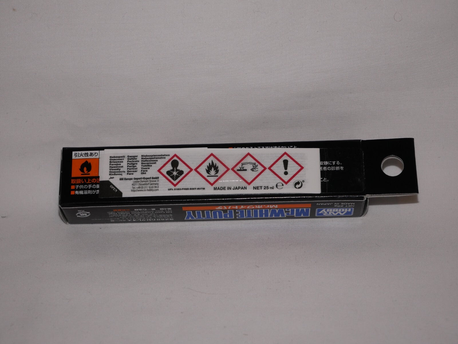 Mr Hobby Mr White Lacquer Based Putty 25g Tube For Scale Model Building - (P-118)