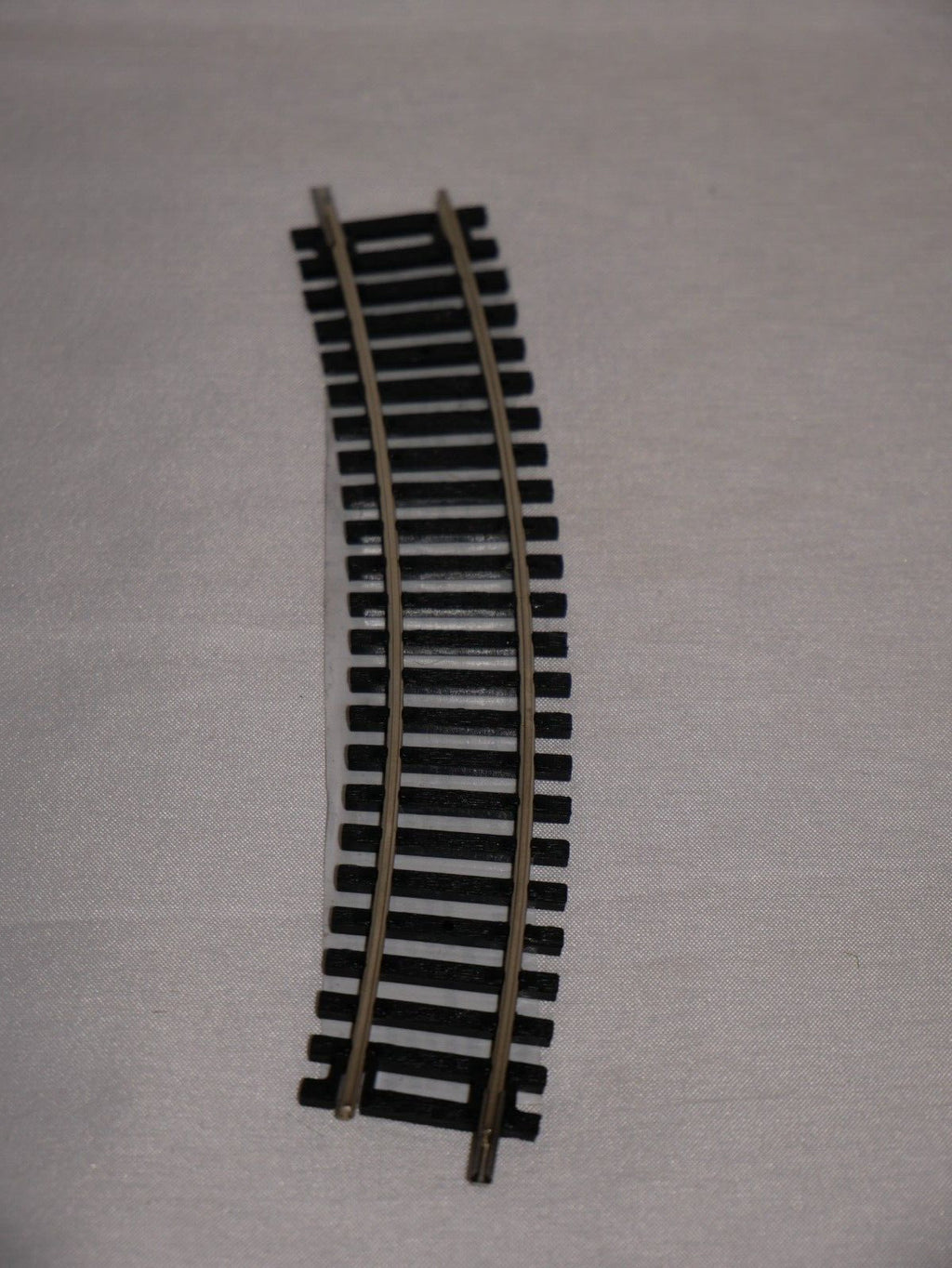 Hornby 1:76 Model Railway Track Single Piece 2nd Radius Standard Curve Arc R606