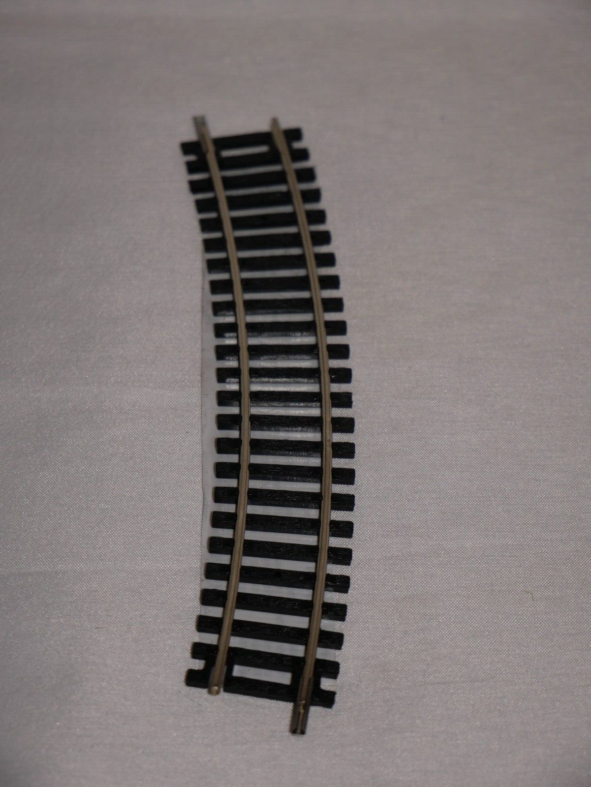 Hornby 1:76 Model Railway Track Single Piece 2nd Radius Standard Curve Arc R606