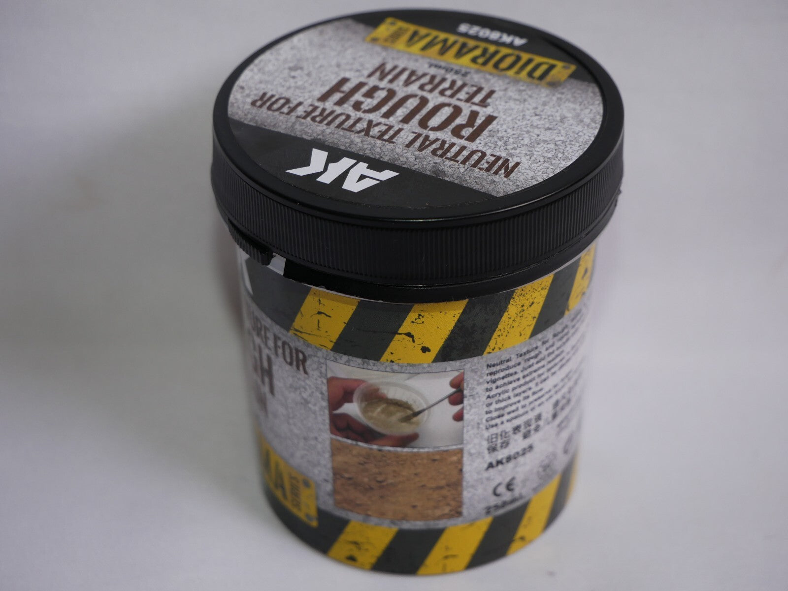 AK Interactive Diorama Neutral Texture For Rough Terrain Acrylic 250ml - AK8025