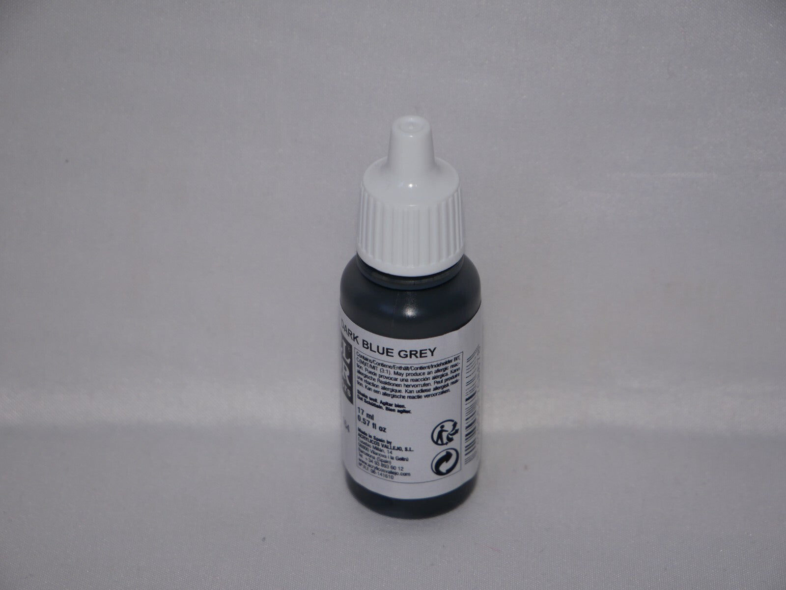 Vallejo Model Color Dark Blue Grey Acrylic 17ml/0.57 fl oz Dropper Bottle 70.867