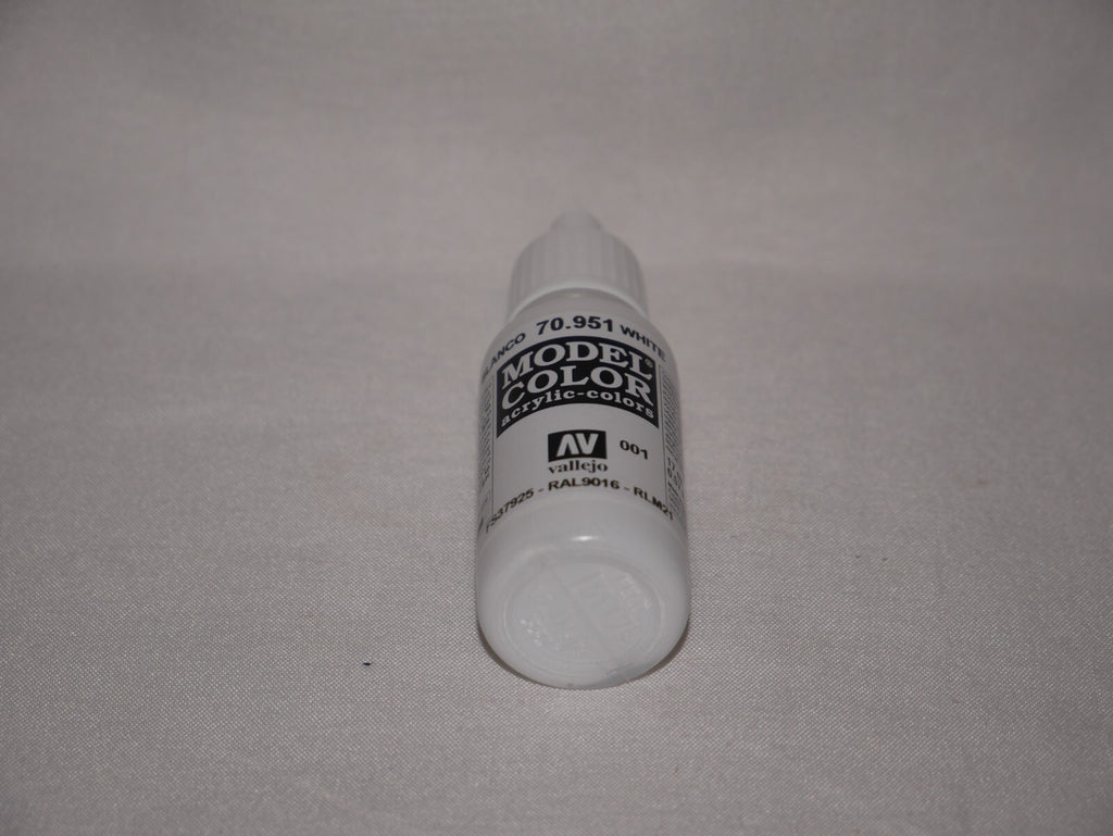 Vallejo Model Color White Acrylic 17ml/0.57 fl oz Dropper Bottle - 70.951