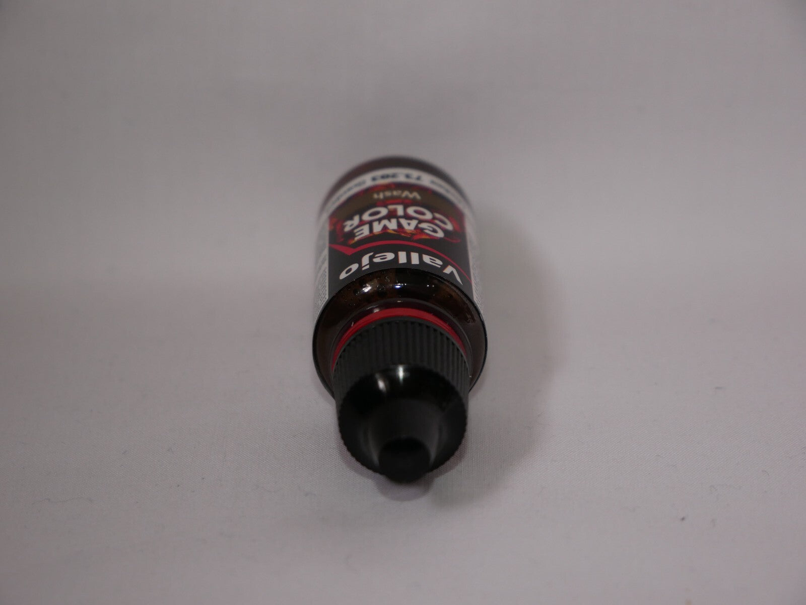 Vallejo Game Color Acrylic Washes Umber 18ml/0.6 fl oz Dropper Bottle - 73.203
