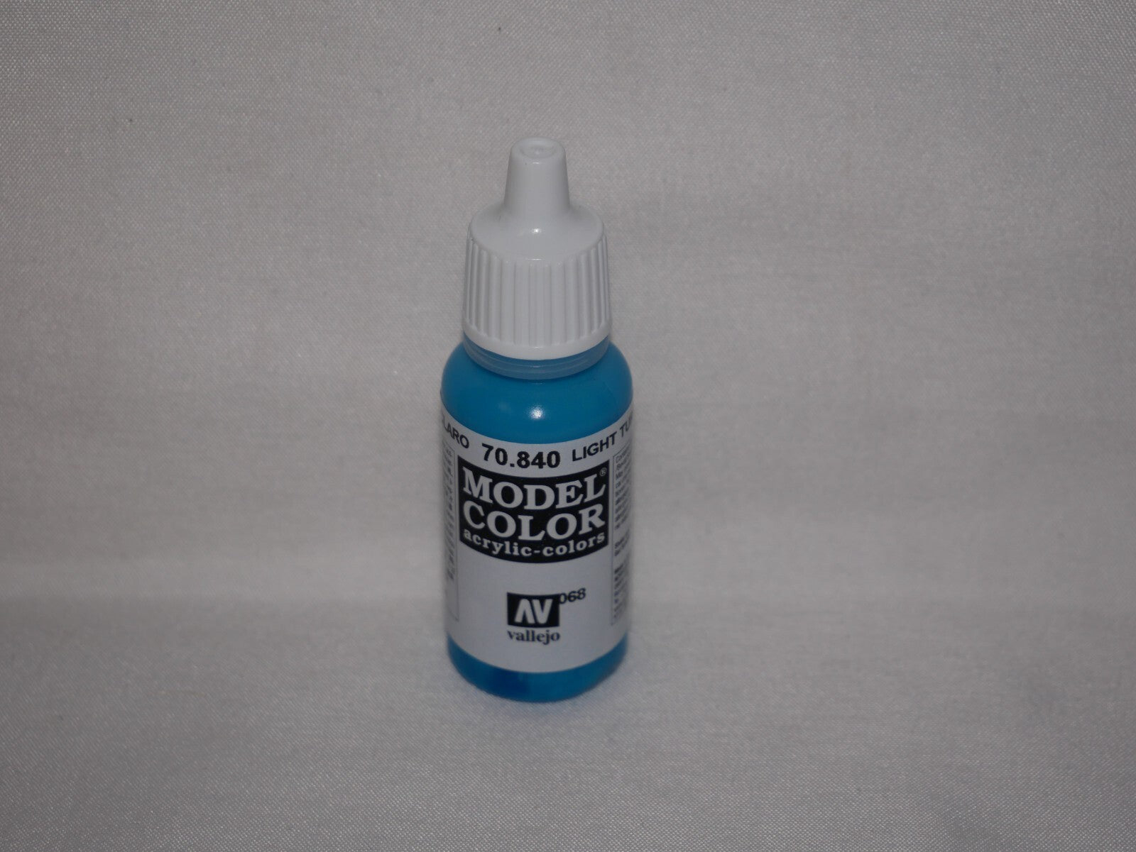 Vallejo Model Color Light Turquoise Acrylic 17ml Dropper Bottle - 70.840