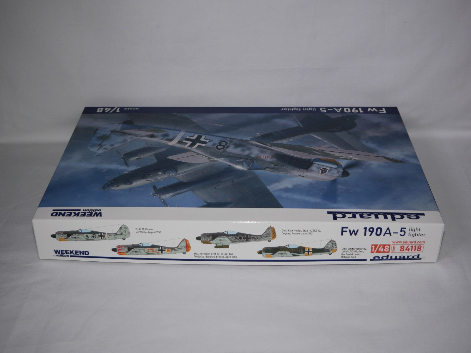 Eduard 1:48 Scale Kit Focke-Wulf Fw 190A-5 Light Fighter Weekend Edition - 84118
