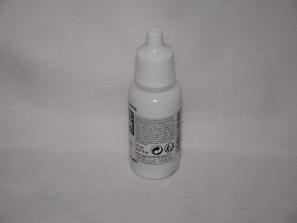 Vallejo Model Color White Acrylic 17ml/0.57 fl oz Dropper Bottle - 70.951