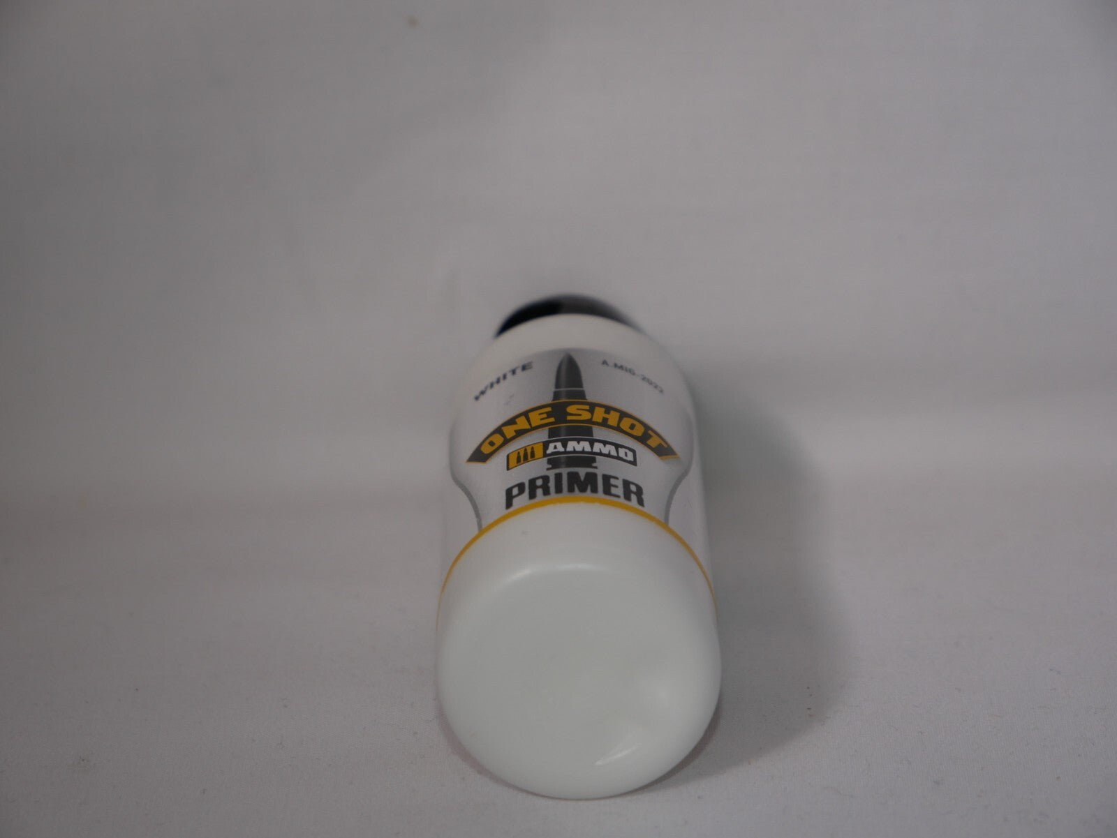 Ammo By Mig Jimenez One Shot White Self Levelling Sandable Primer - A.MIG-2022
