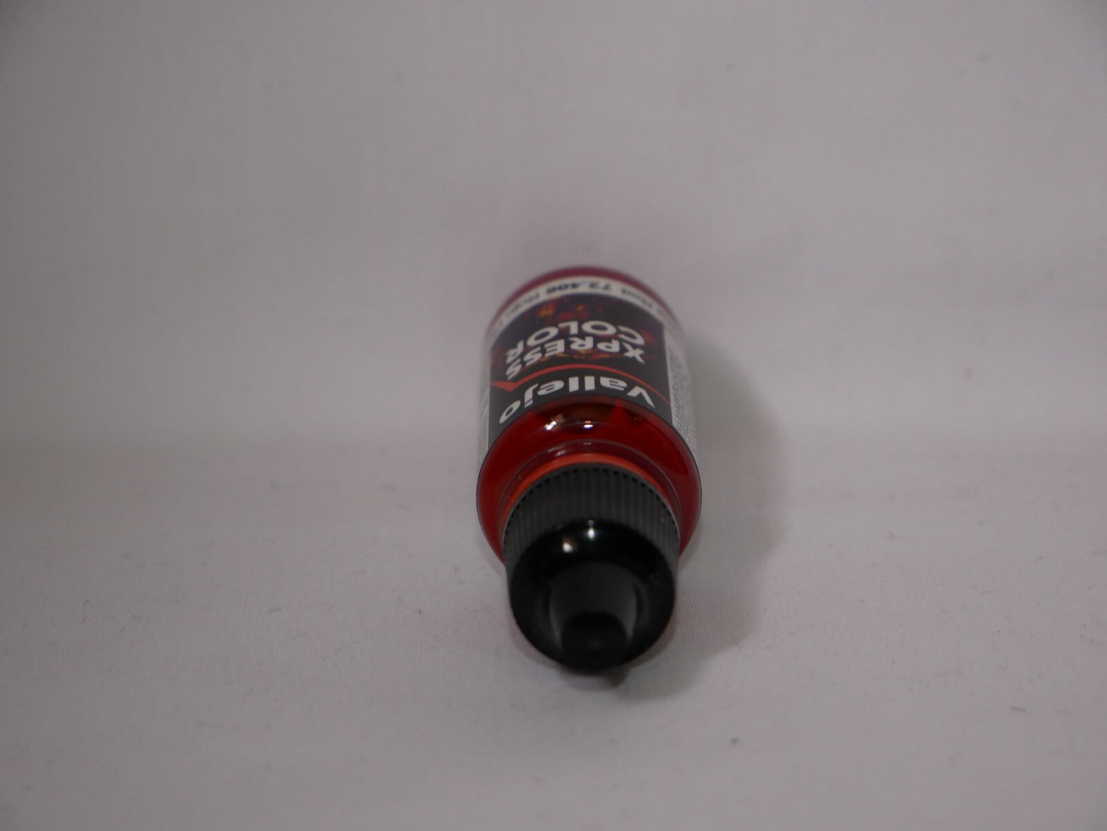 Vallejo Xpress Color Acrylics Plasma Red 18ml/0.6 fl oz Dropper Bottle - 72.406