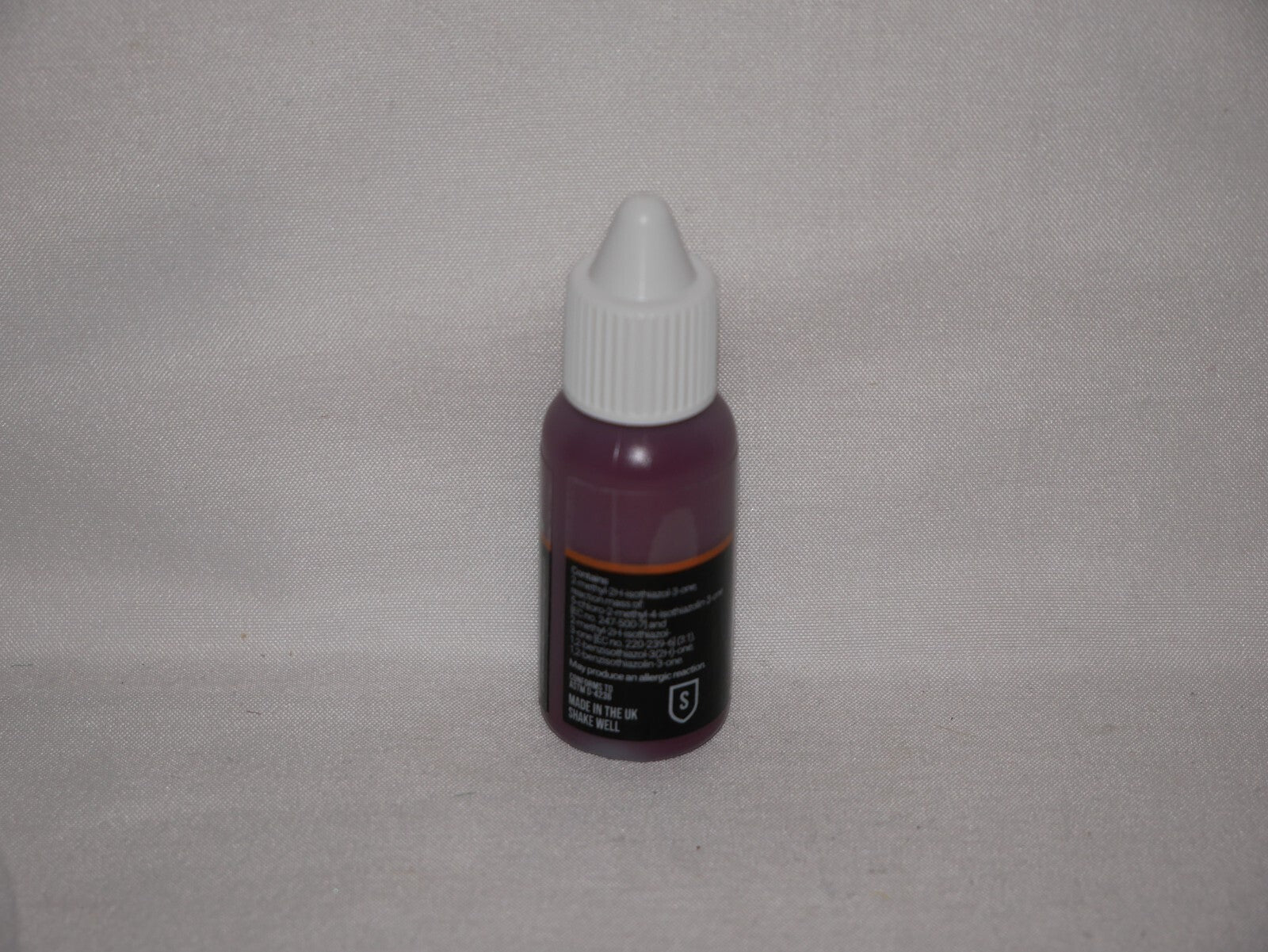 Duncan Rhodes Painting Academy 'Two Thin Coats' Dread Red 15ml Bottle - 10064