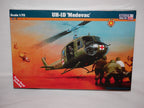 MisterCraft Hobby Kits 1:72 Scale (D-80) US Army Bell UN-1D 'Medevac' - 040802