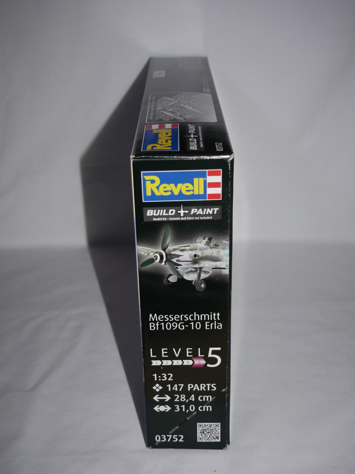 Revell 1:32 Scale Messerschmitt BF109G-10 Erla Model Kit Skill Level 5 - 03752