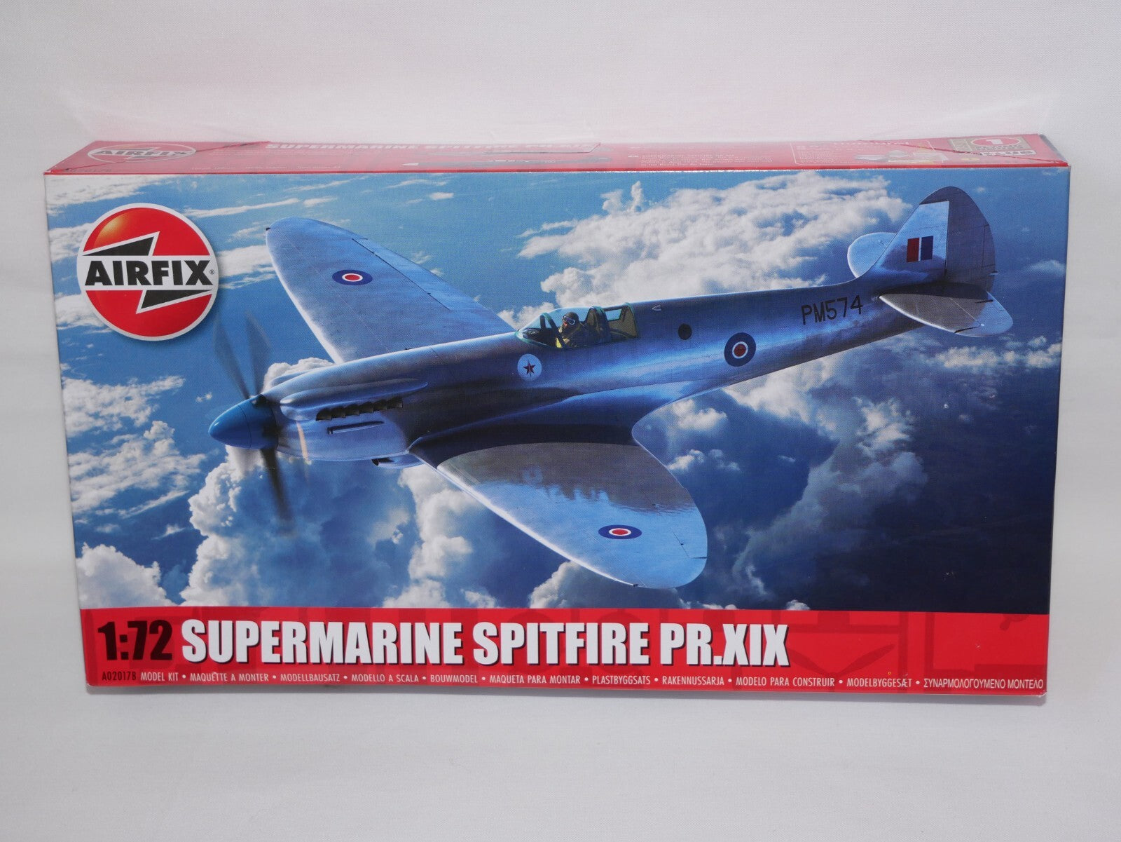 Airfix 1:72 Scale Model WWII Supermarine Spitfire PR.XIX Skill Level 1 - A02017B