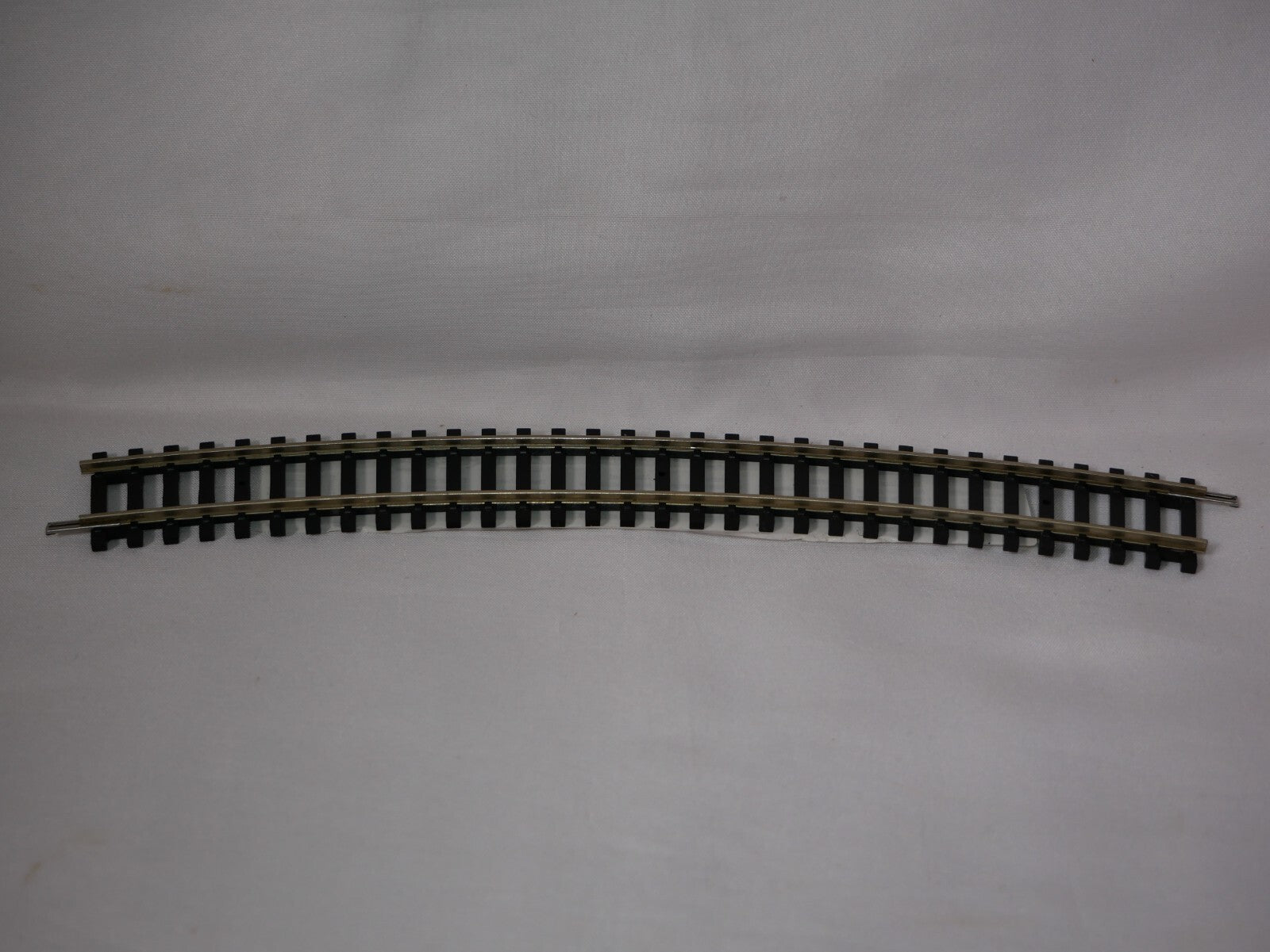 Hornby 1:76 Model Railway Track Single Piece 4th Radius 22.5 Deg Curve Arc R8261