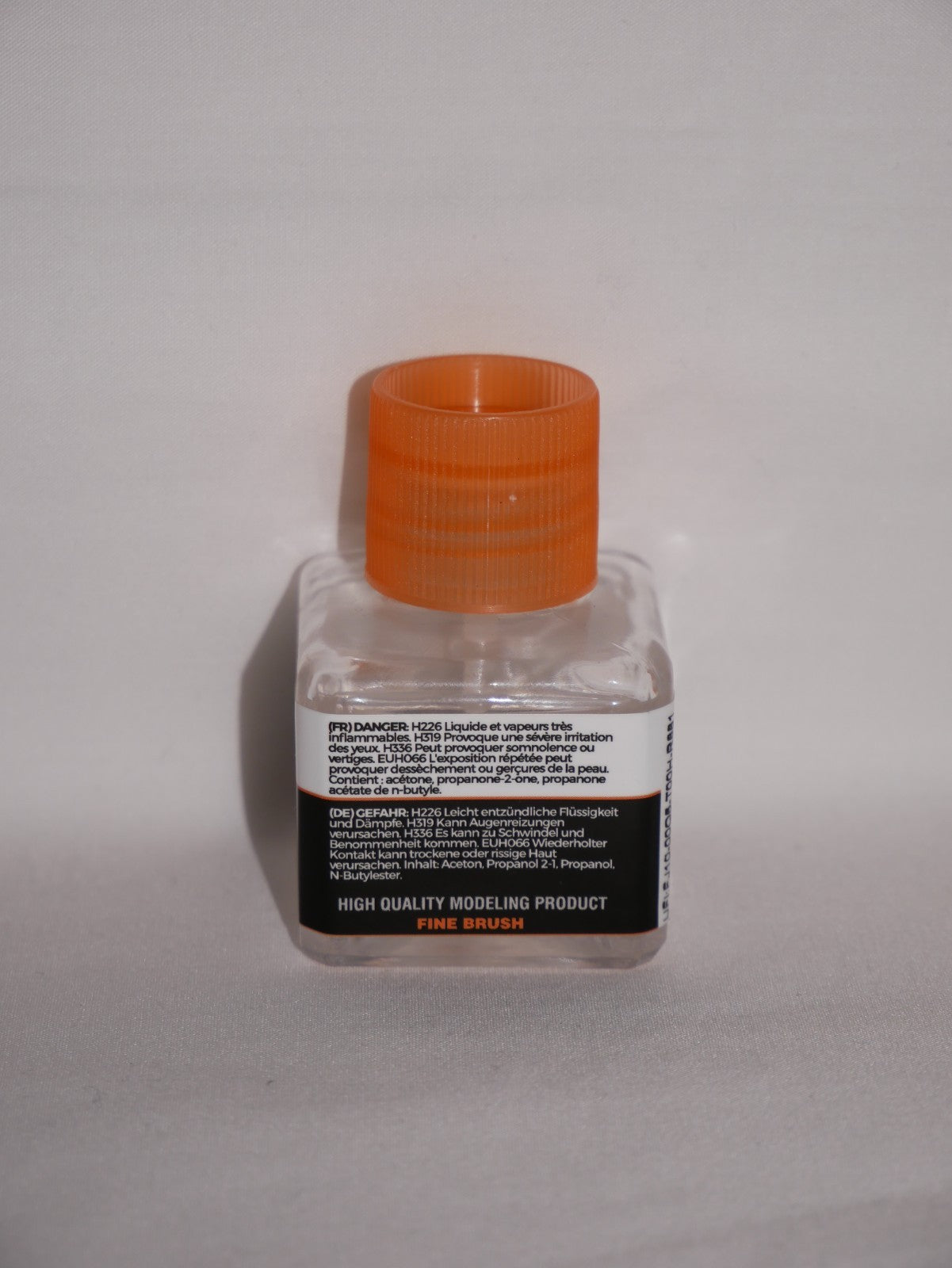 AK Interactive Ultra High Quality Extra Thin Cement 40ml Glass Bottle - AK12002