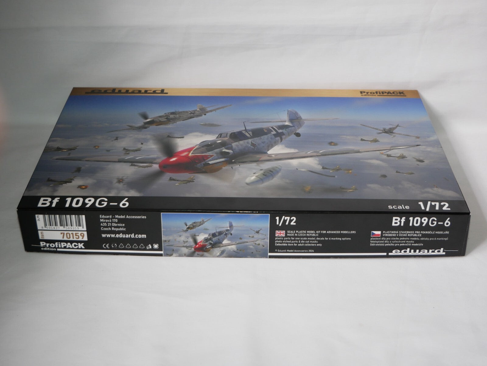 Eduard 1:72 Scale Plastic Kit Messerschmitt Bf 109G-6 ProfiPACK Edition - 70159
